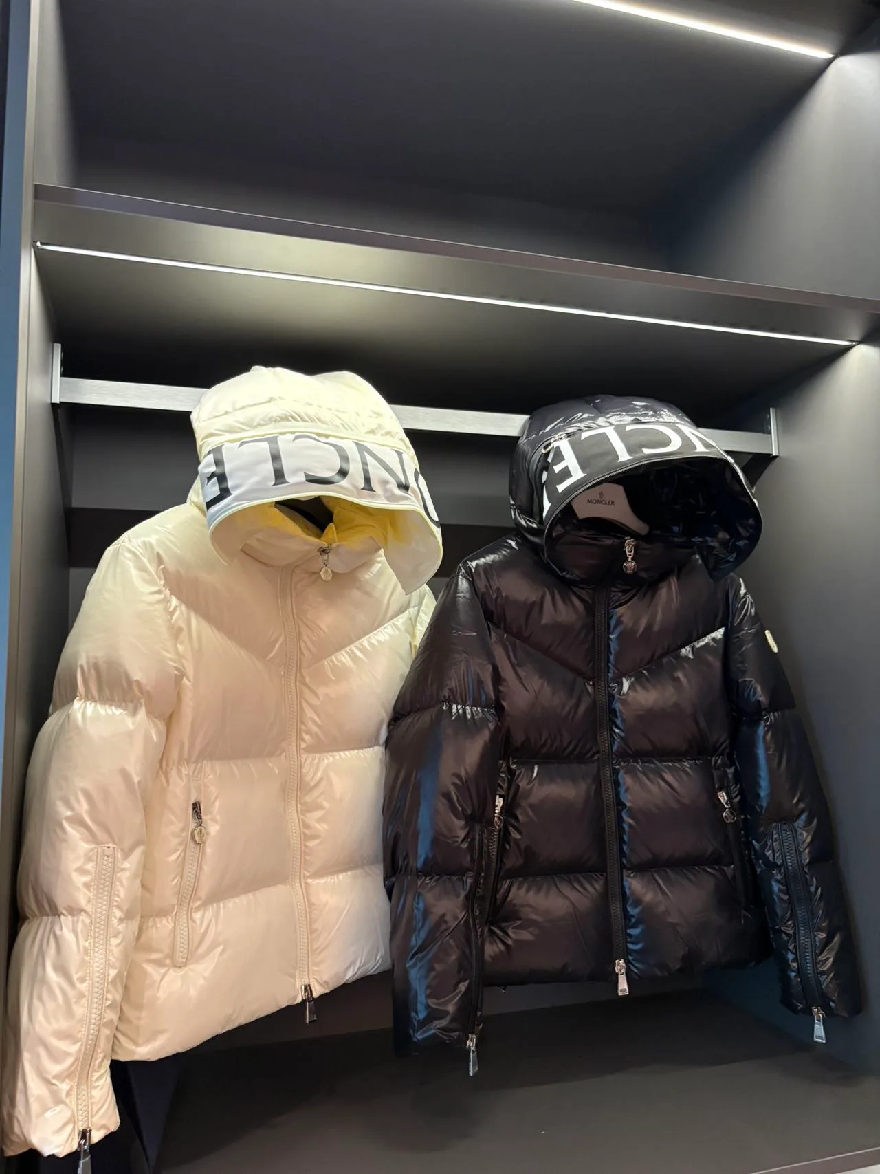 Men's Jackets And Down Jackets MONCLER 17394947