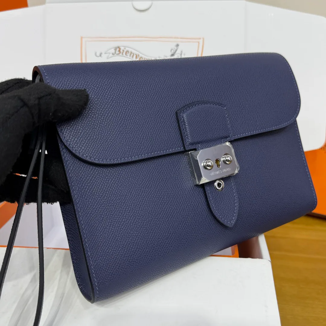 Women's Clutches HERMES 18077360