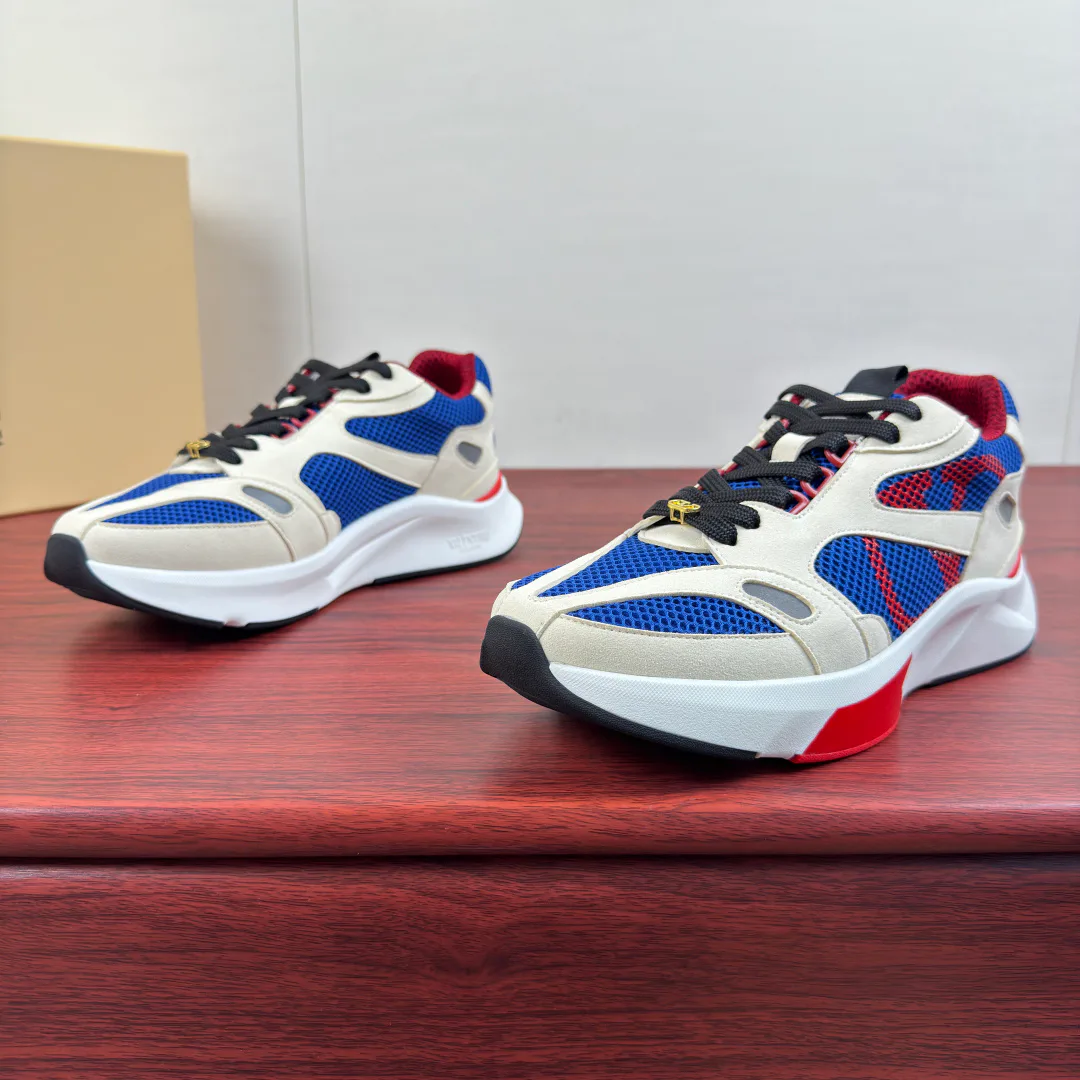 Men's Sneakers VALENTINO 17457775