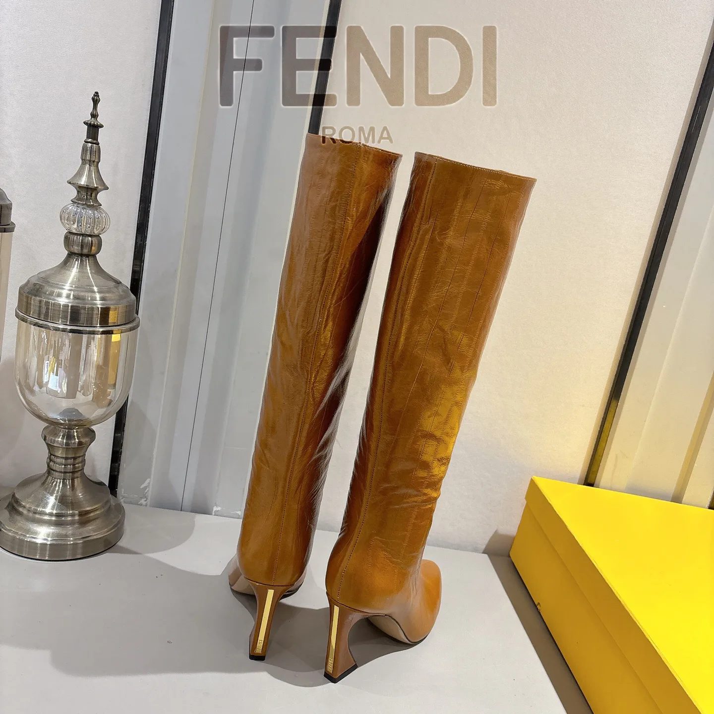 Women's Boots FENDI 18247877