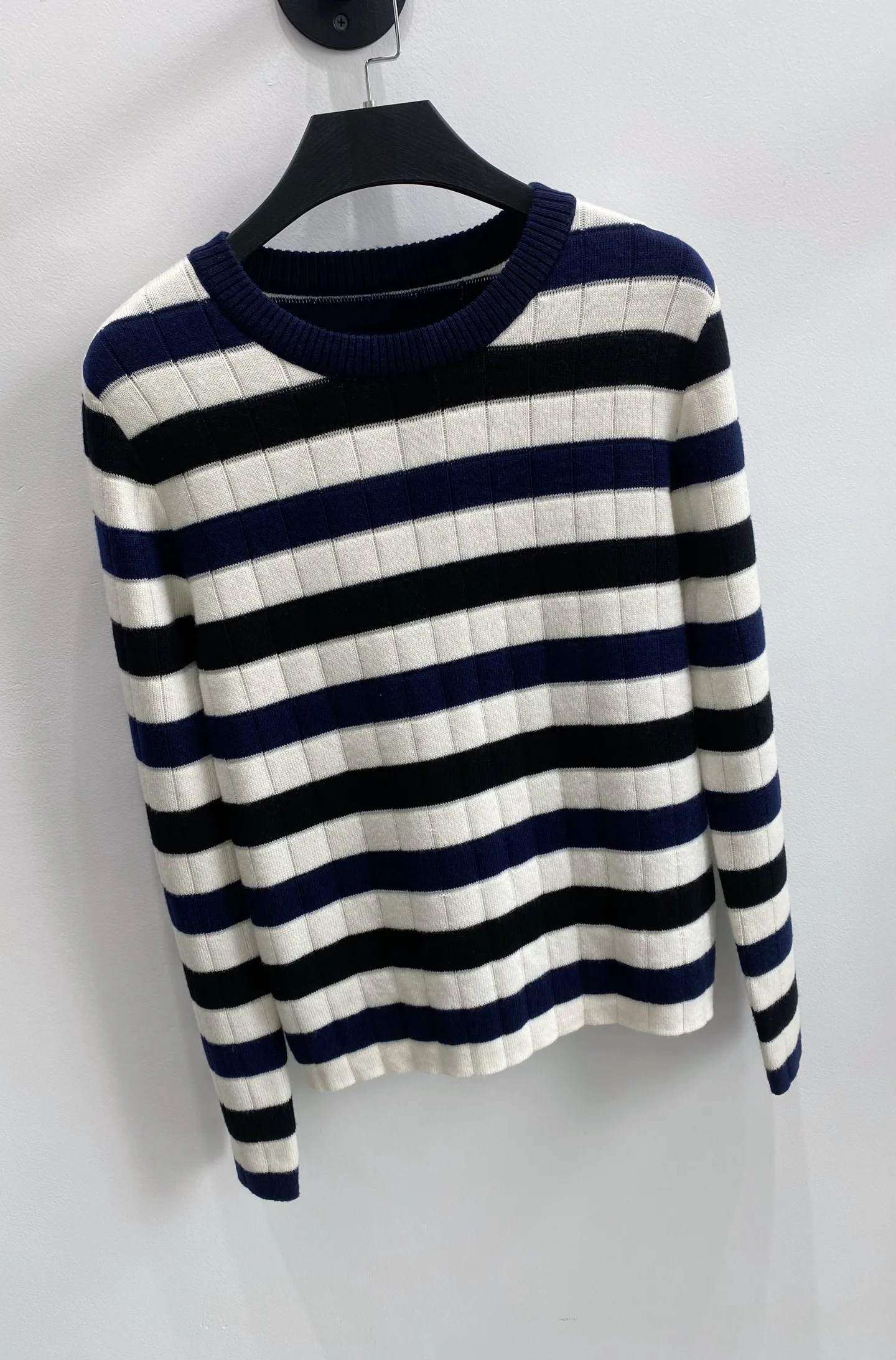 Women's Jumpers And Sweaters CHANEL 17450643