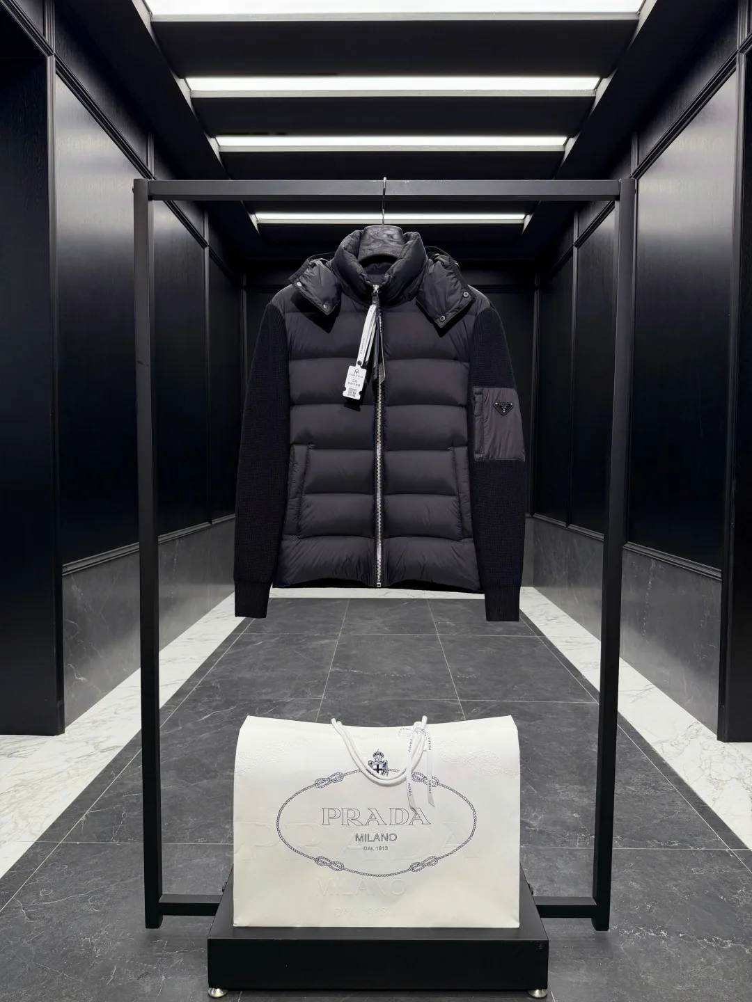 Women's Jackets And Down Jackets PRADA 18416871