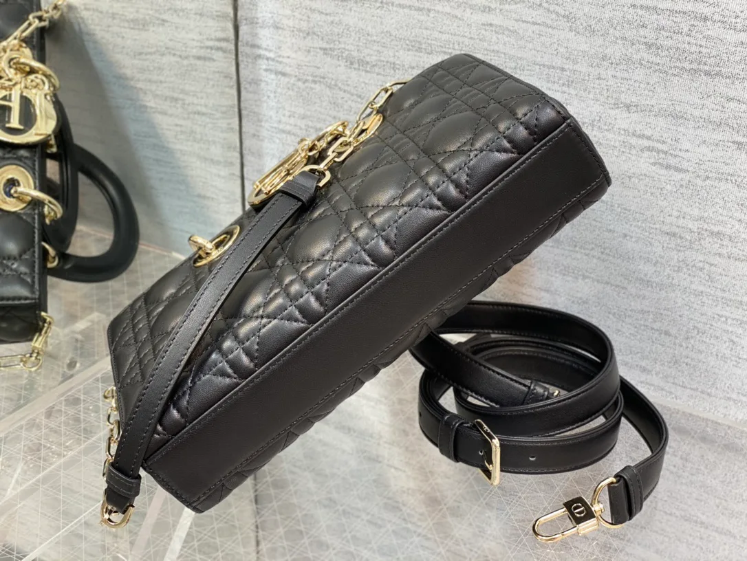 Women's Classic Handbags CHRISTIAN DIOR 17770388