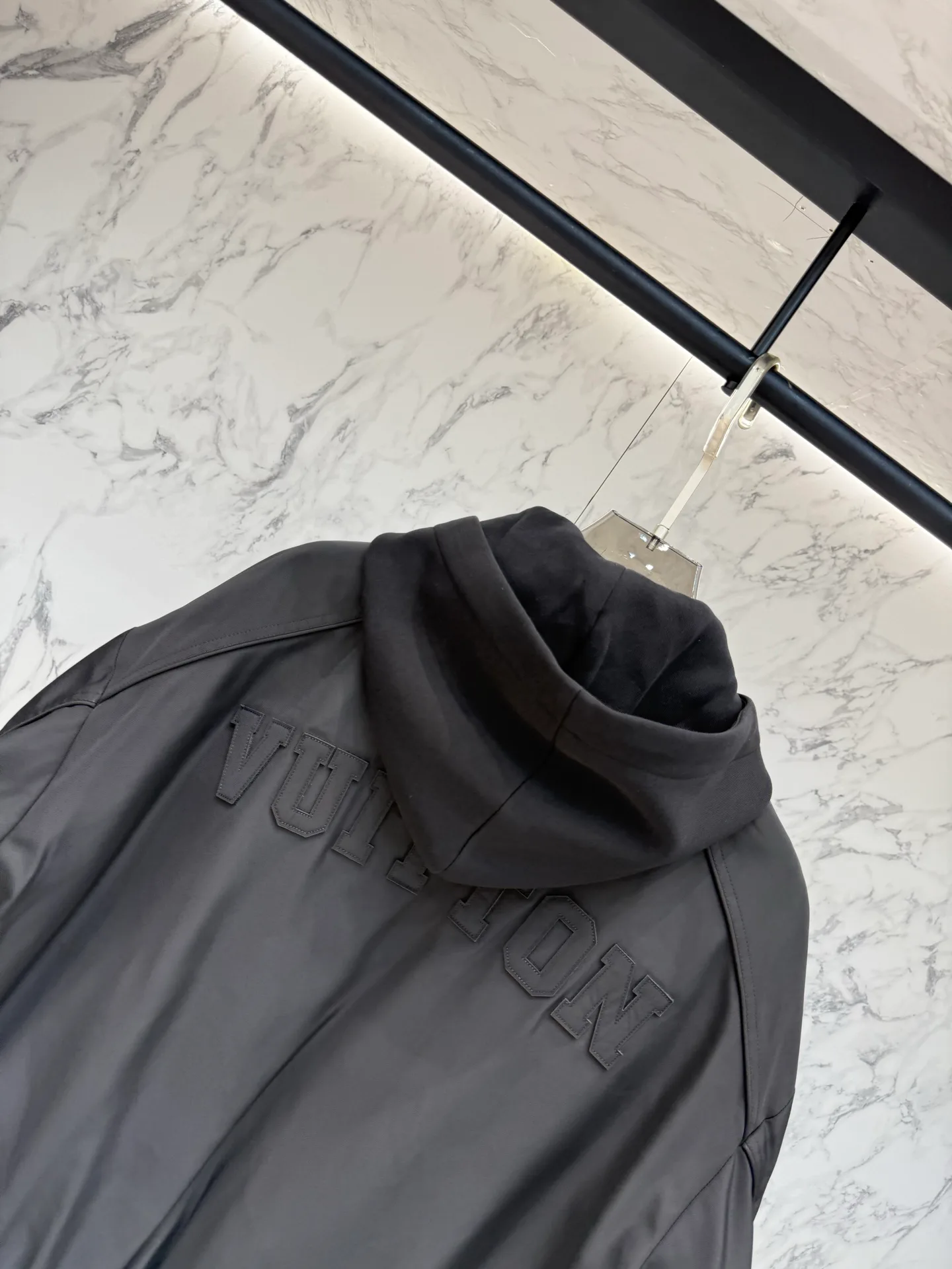 Men's Jackets And Down Jackets LOUIS VUITTON 18175015