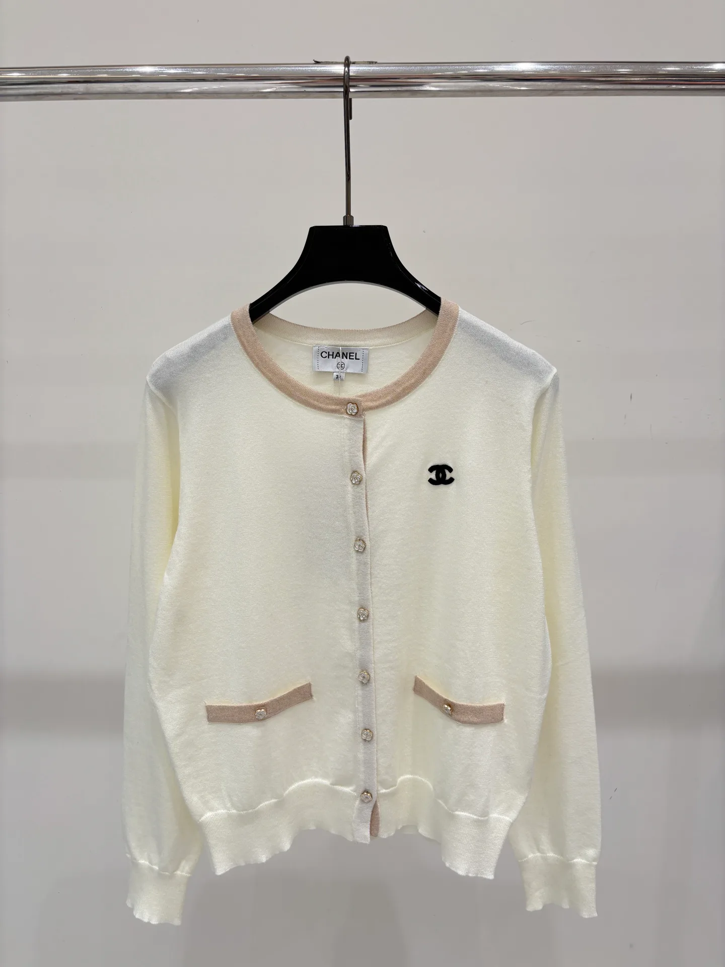 Women's Jumpers And Sweaters CHANEL 18138051