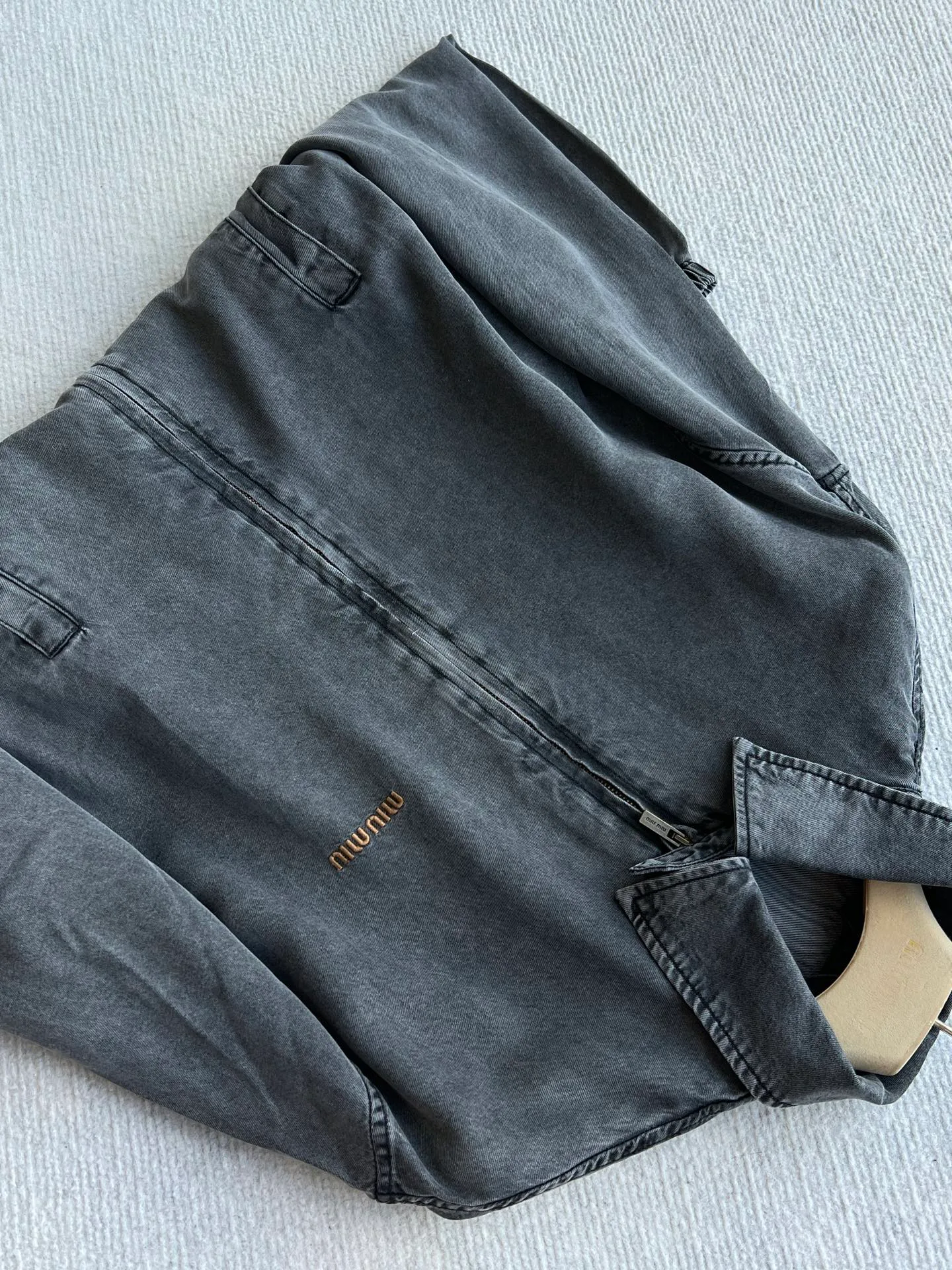 Women's Jackets And Down Jackets MIU MIU 18046823