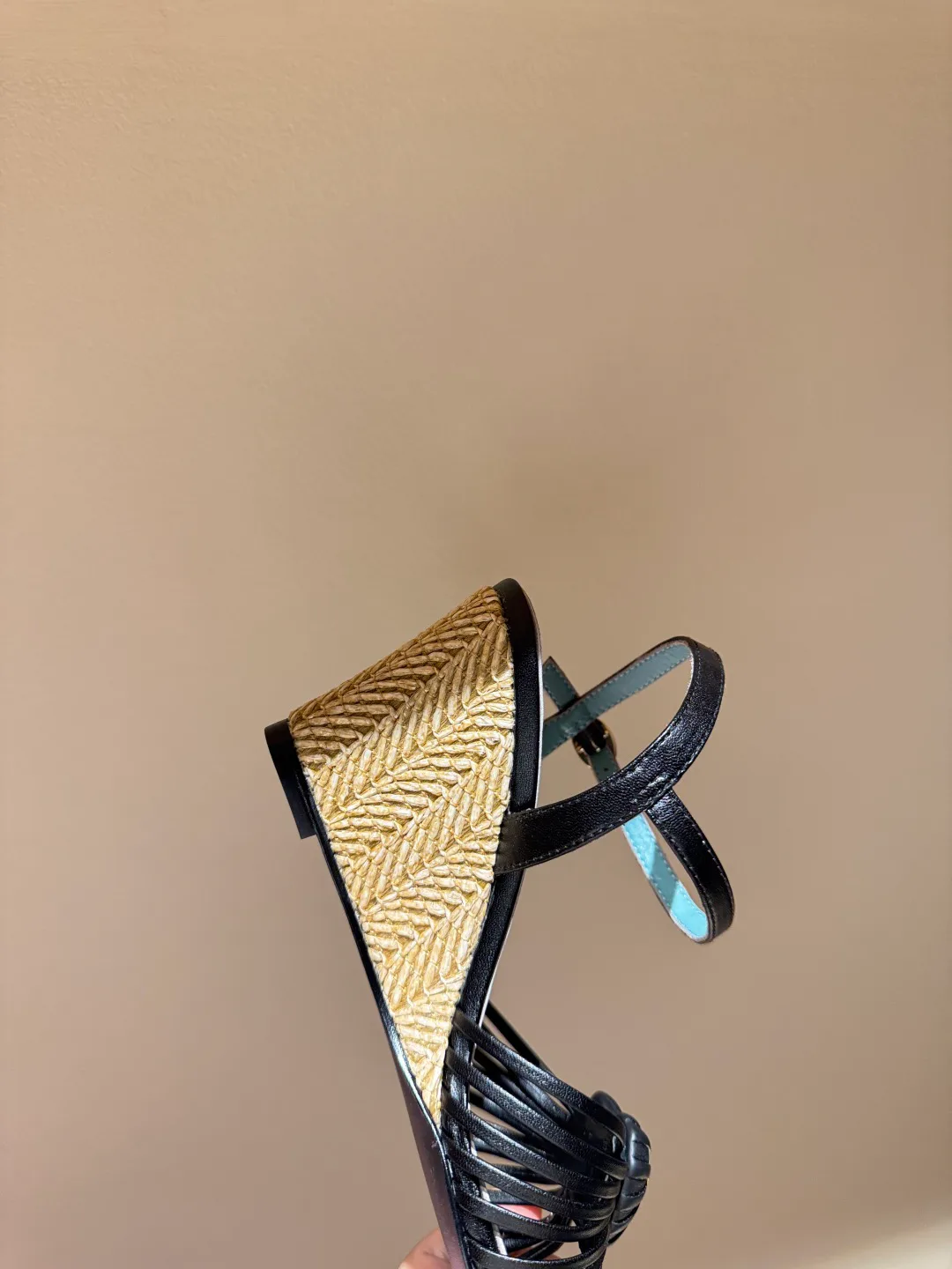 Women's Open-Toe Sandals VALENTINO 17968669