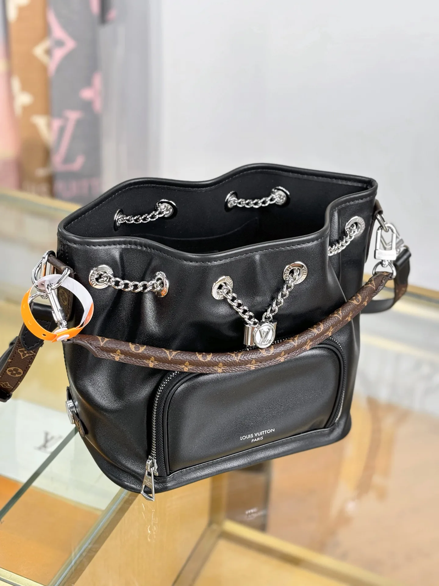 Women's Classic Handbags LOUIS VUITTON 17979835