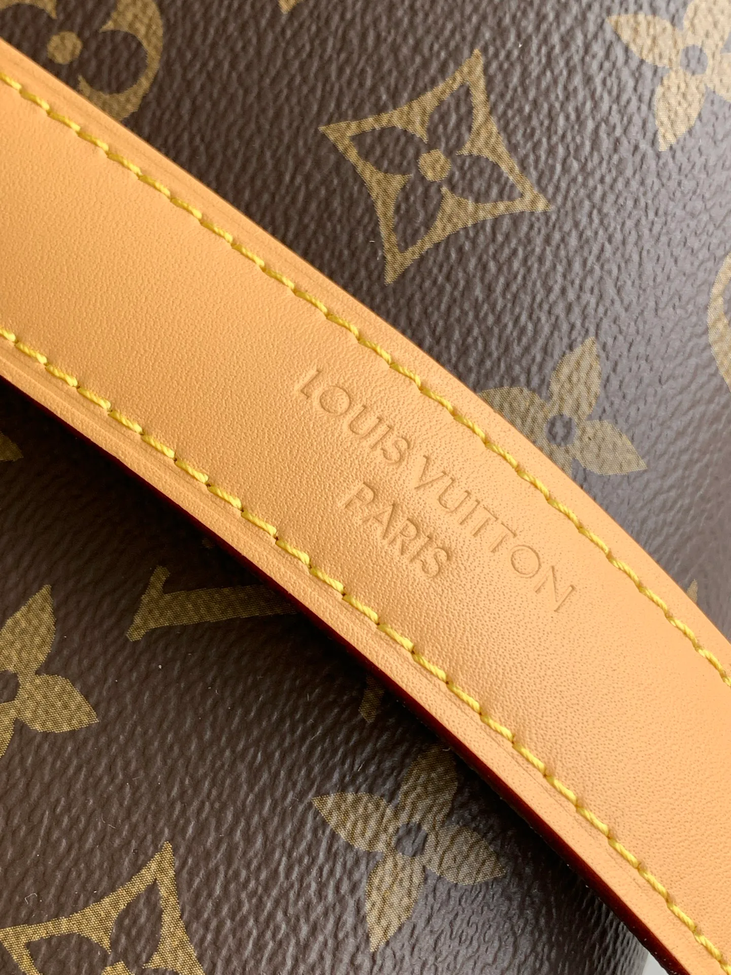 Women's Classic Handbags LOUIS VUITTON 17802972