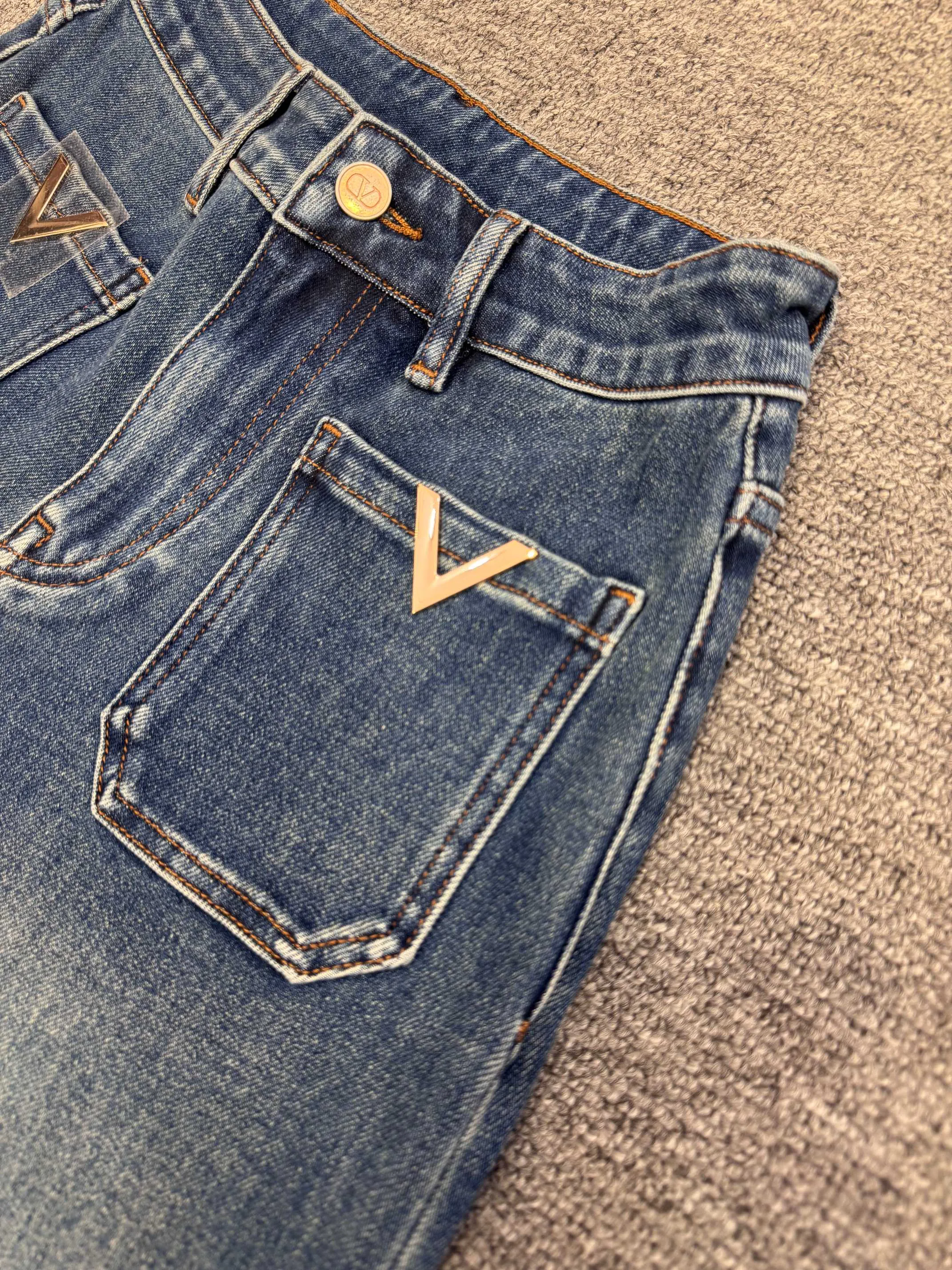 Women's Jeans VALENTINO 18031969