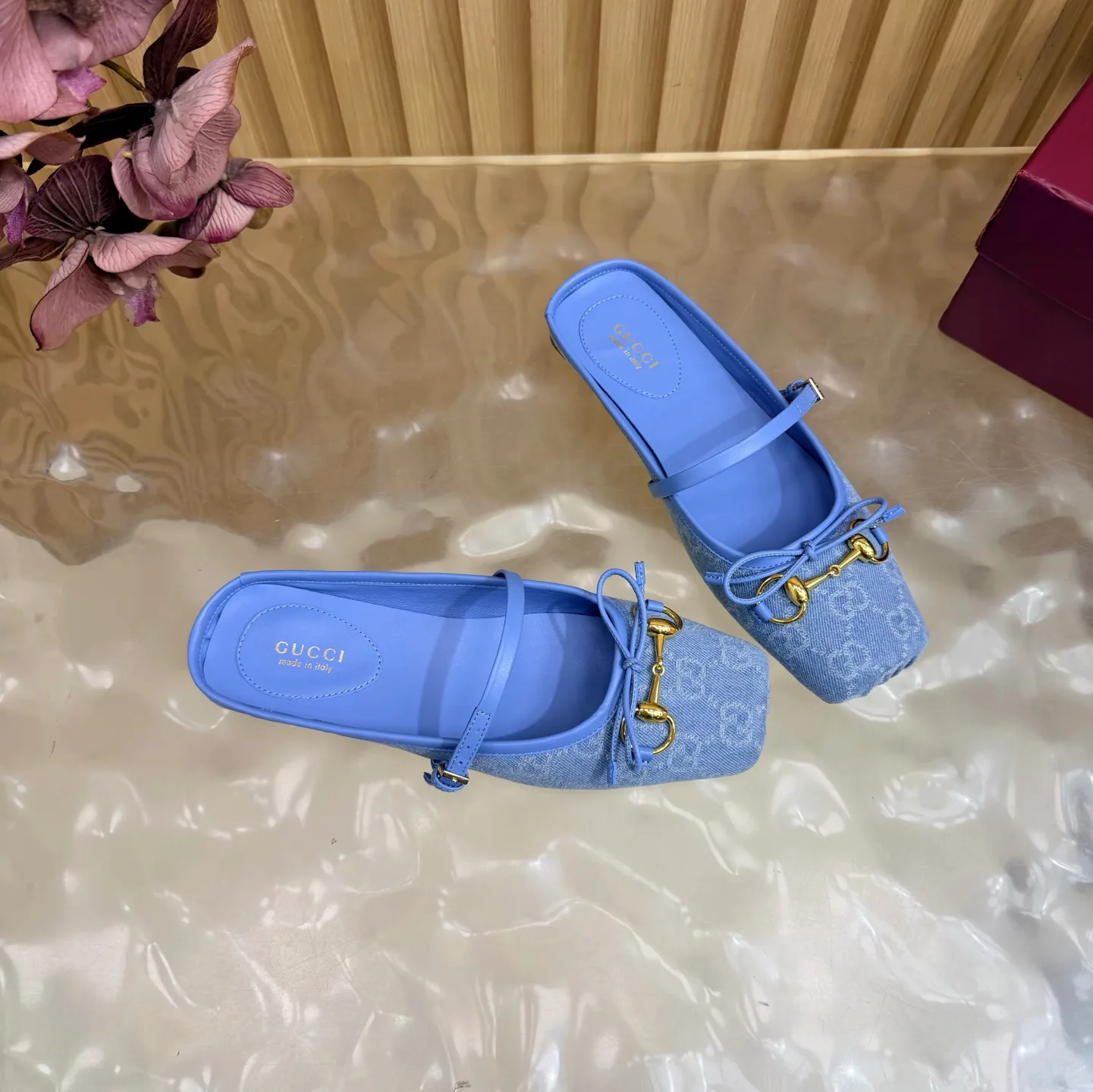Women's Ballet Flats GUCCI 17498430