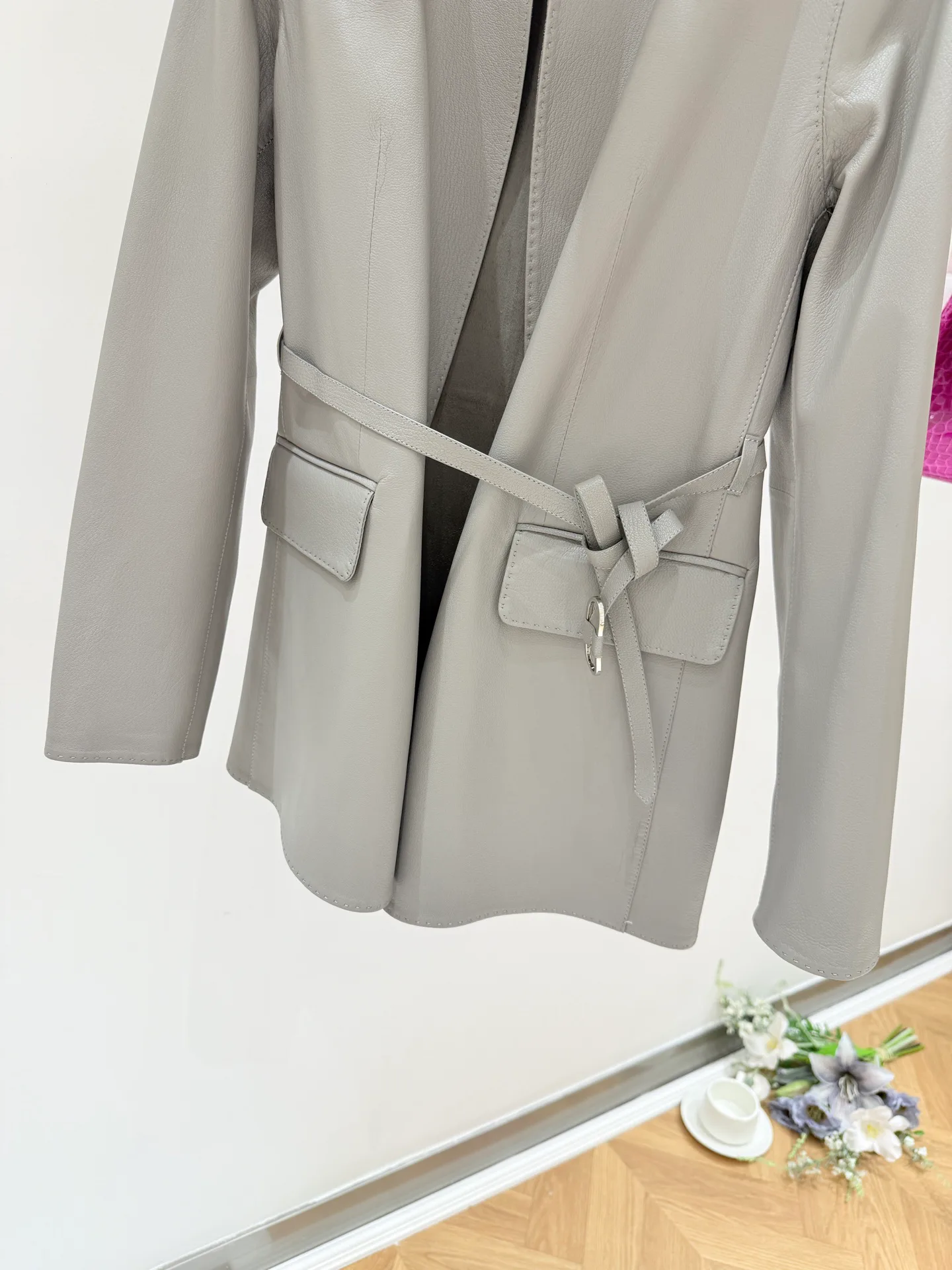 Women's Leather Jackets And Sheepskin Coats HERMES 18395964