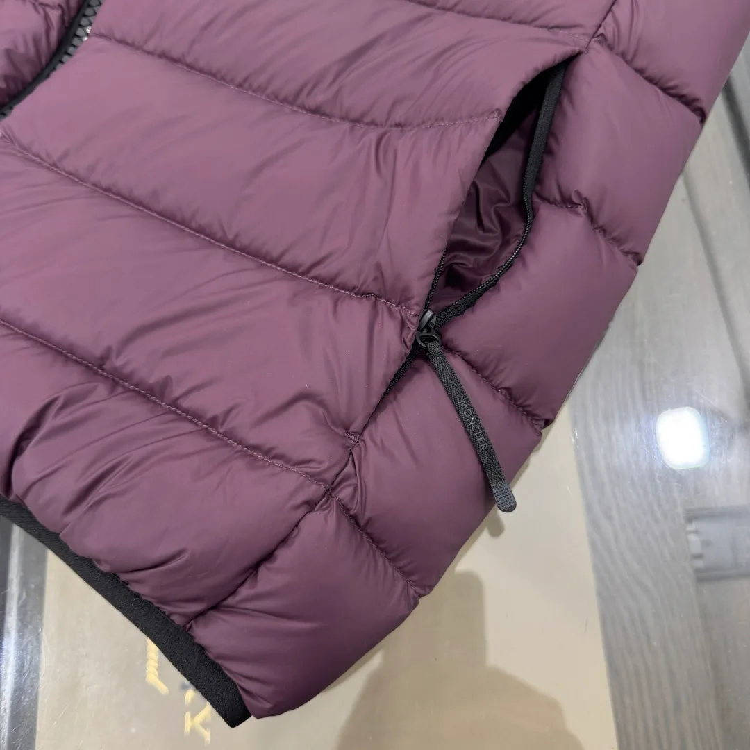 Women's Vests MONCLER 18001983