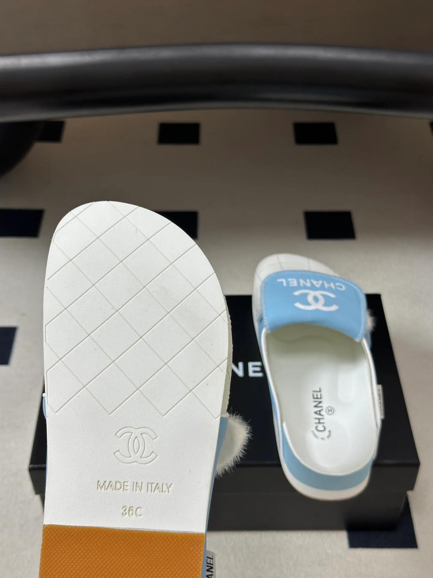 Women's Mules And Clogs CHANEL 17830302