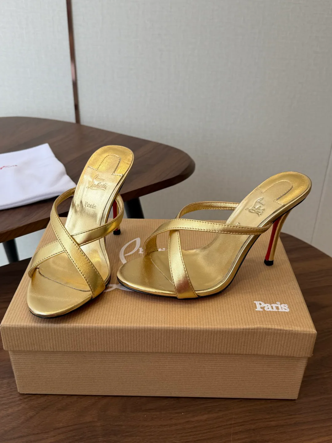 Women's Open-Toe Sandals CHRISTIAN LOUBOUTIN 18183088