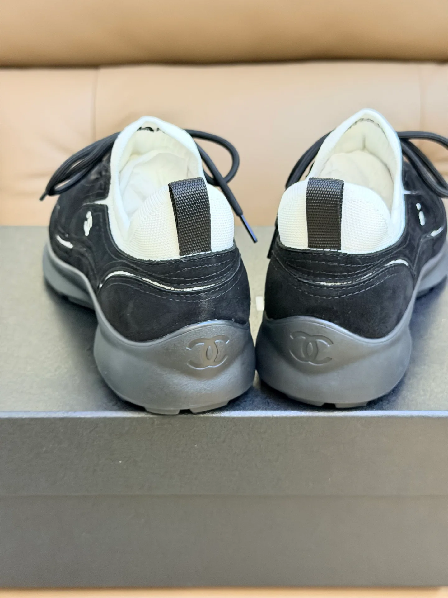 Women's Sneakers CHANEL 17510612