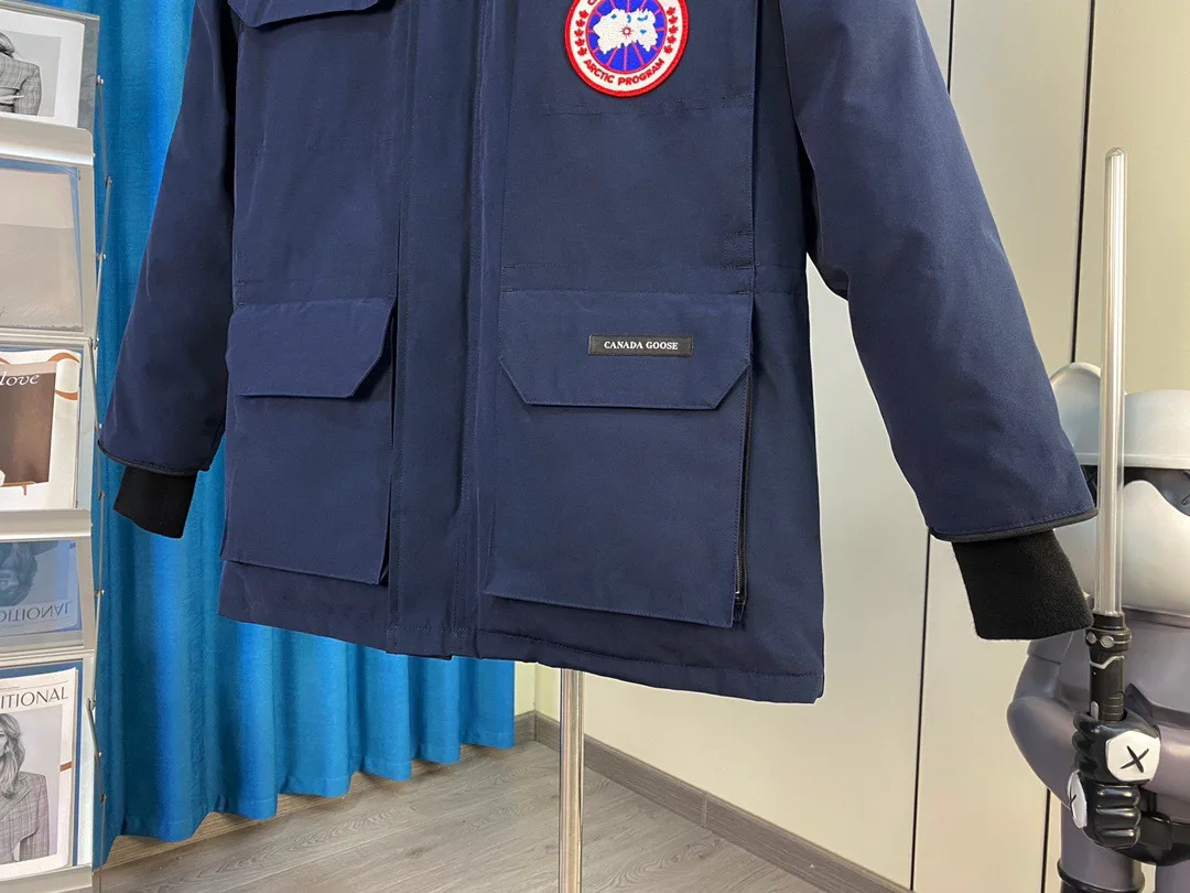 Women's Jackets And Down Jackets CANADA GOOSE 17889512