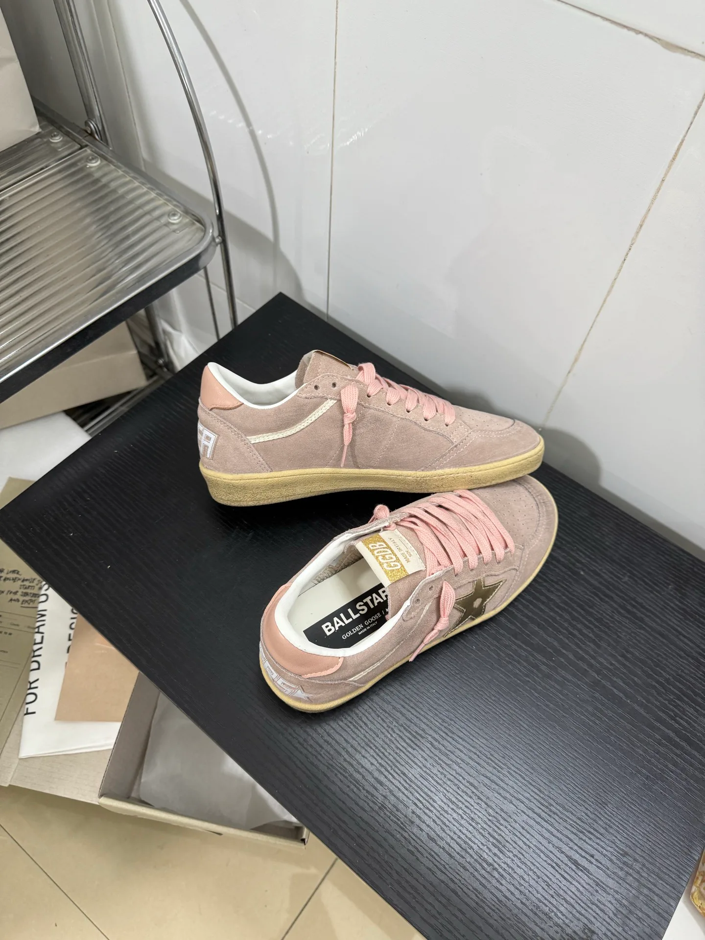 Women's Sneakers GOLDEN GOOSE 18211935