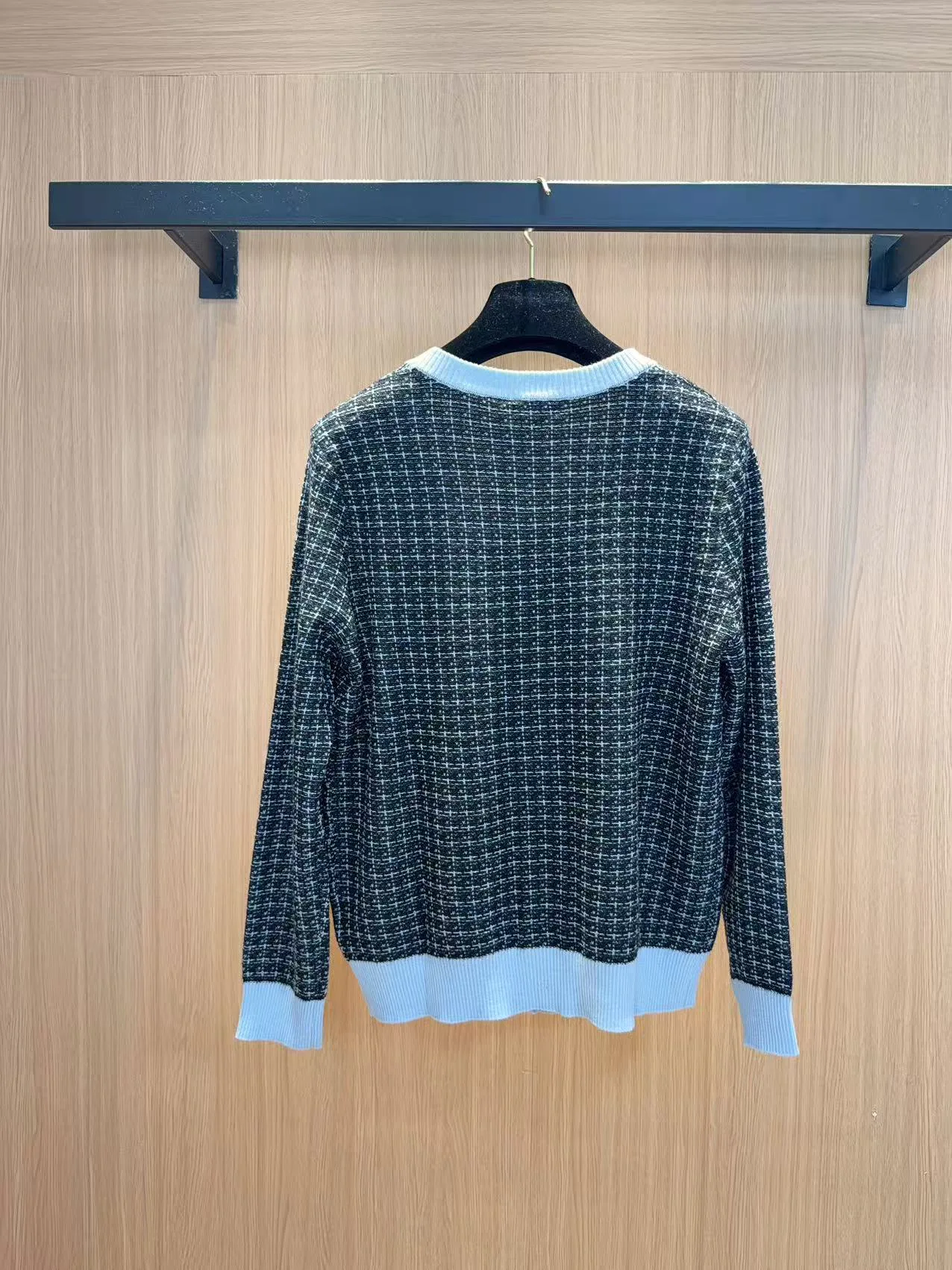 Women's Jumpers And Sweaters CHANEL 18138035