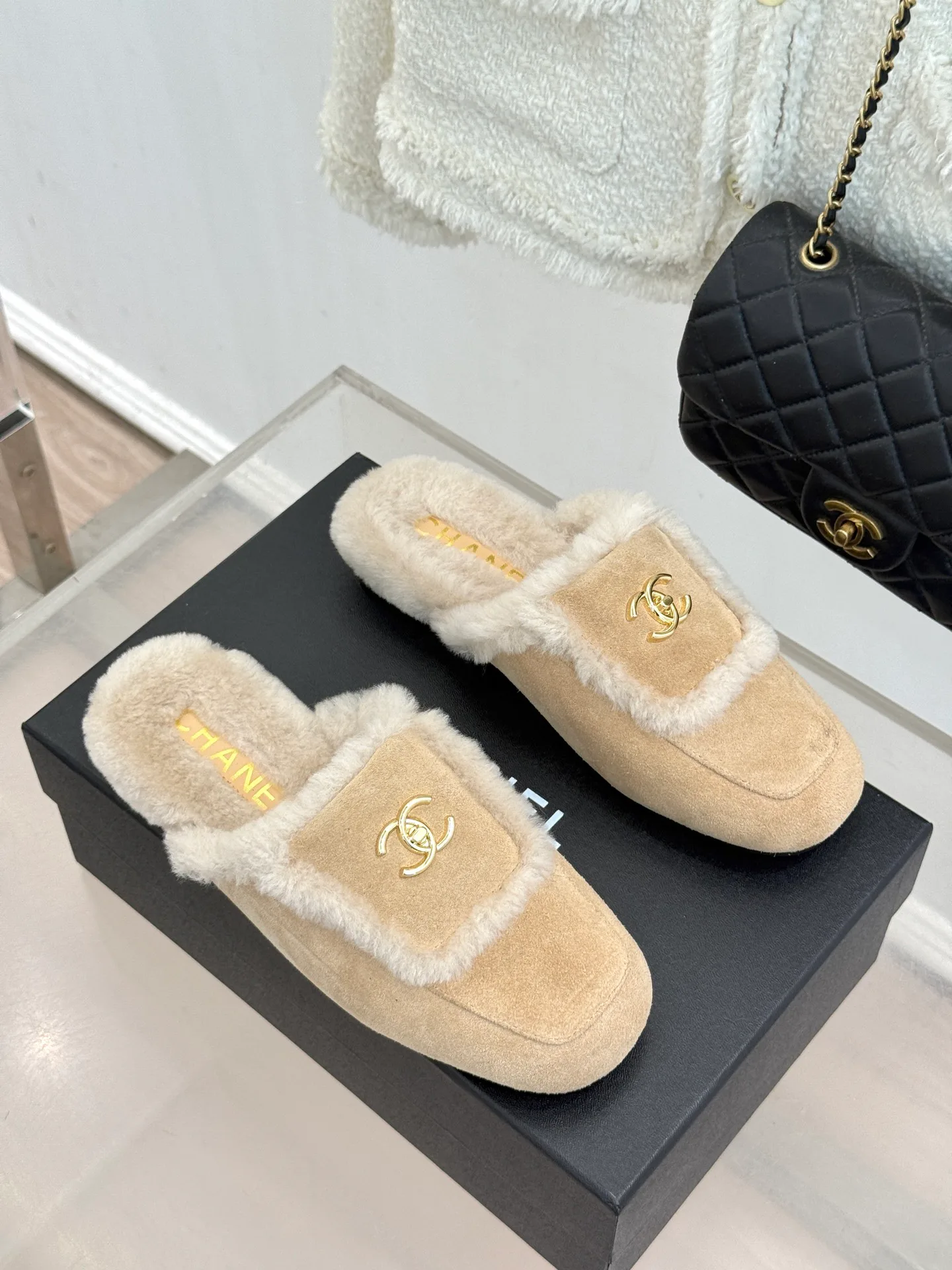 Women's Mules And Clogs CHANEL 17844959