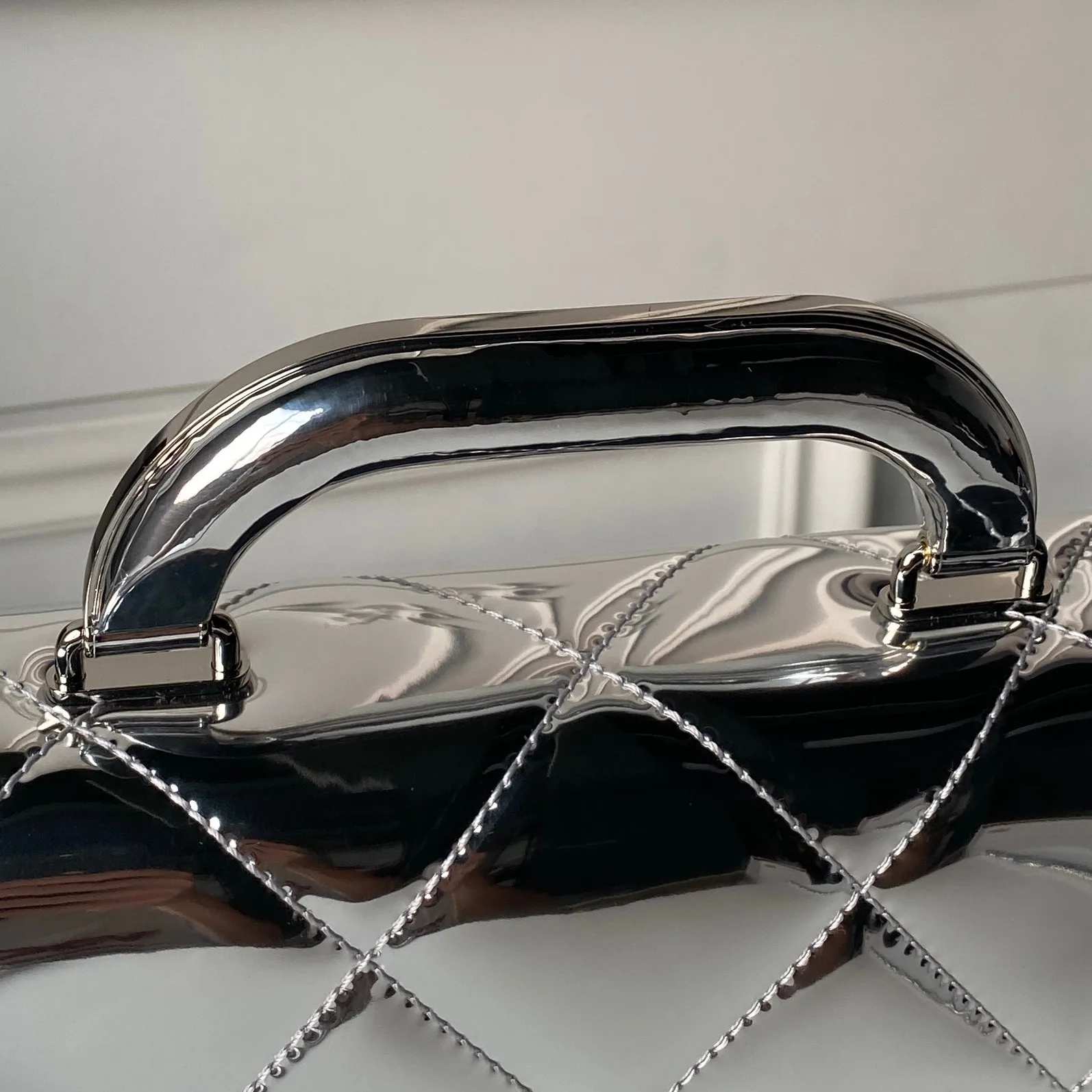 Women's Classic Handbags CHANEL 18207725