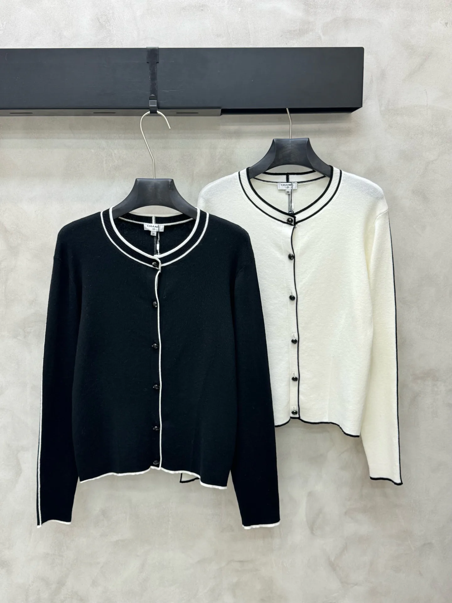 Women's Jumpers And Sweaters CHANEL 18138013