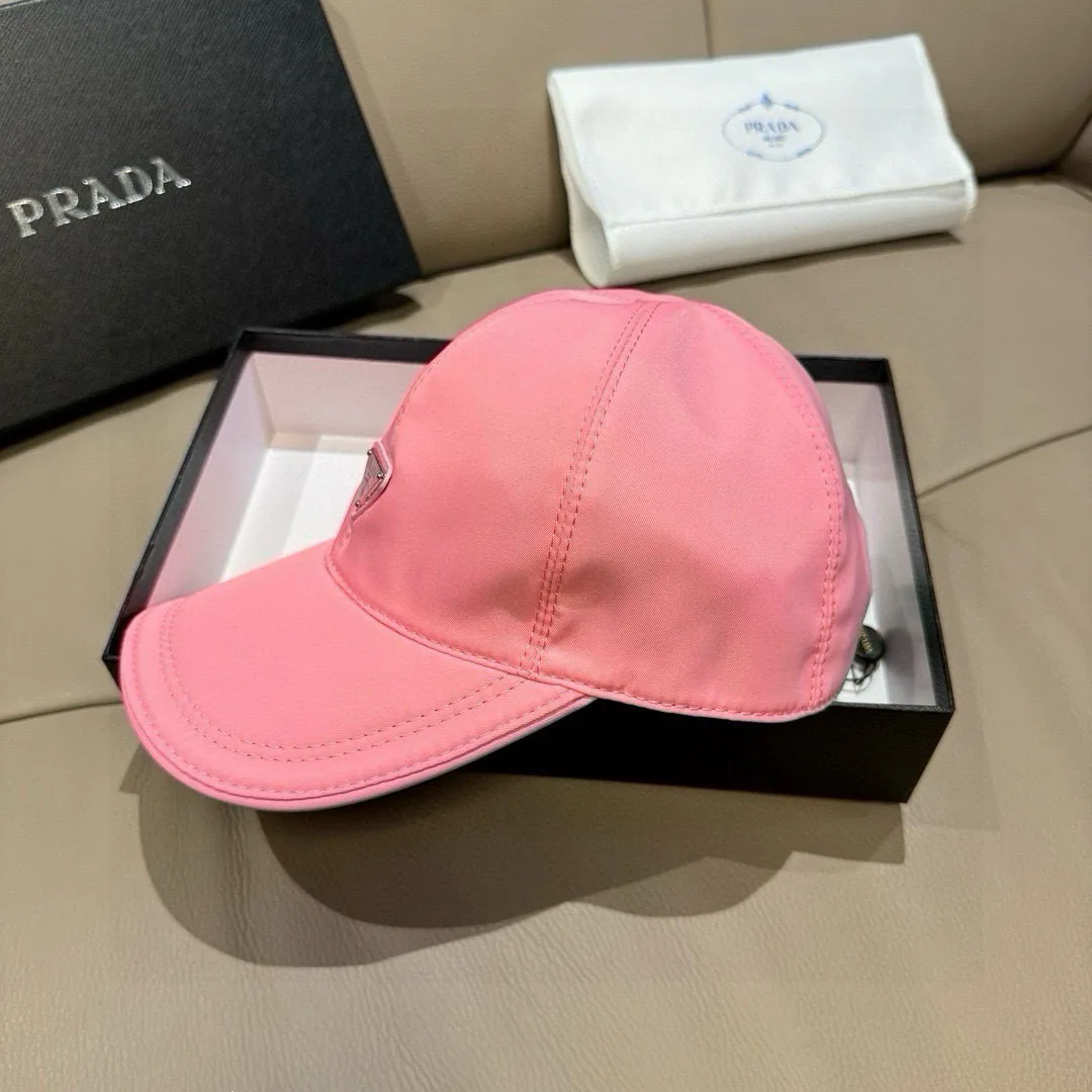 Hats PRADA 17224555