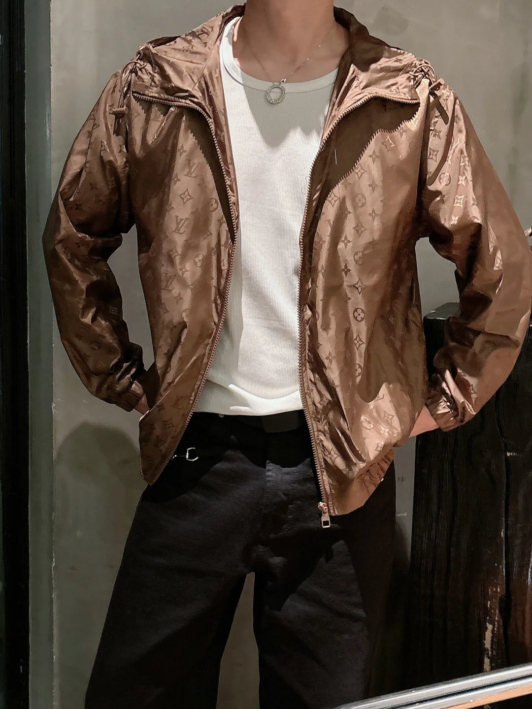 Men's Jackets And Down Jackets LOUIS VUITTON 18097605