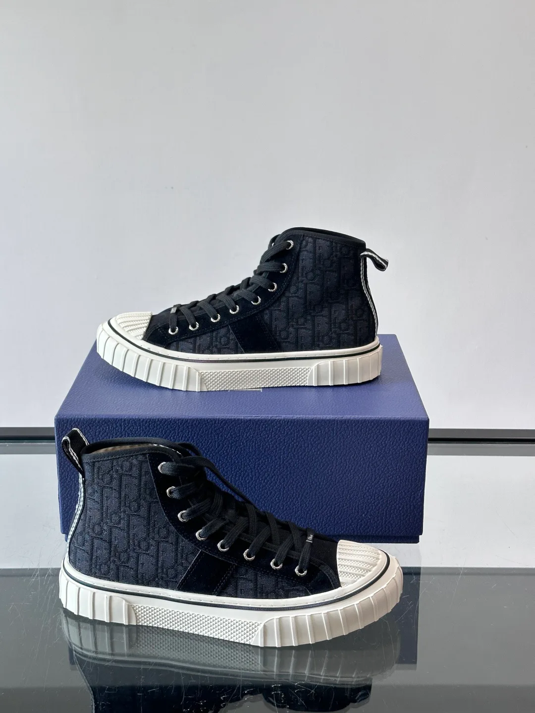 Women's Sneakers CHRISTIAN DIOR 18118781