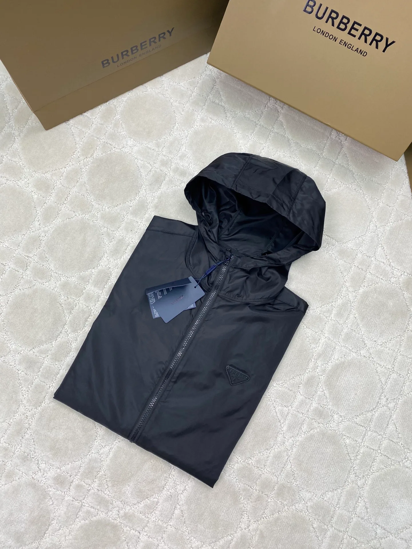 Men's Jackets And Down Jackets PRADA 18074100