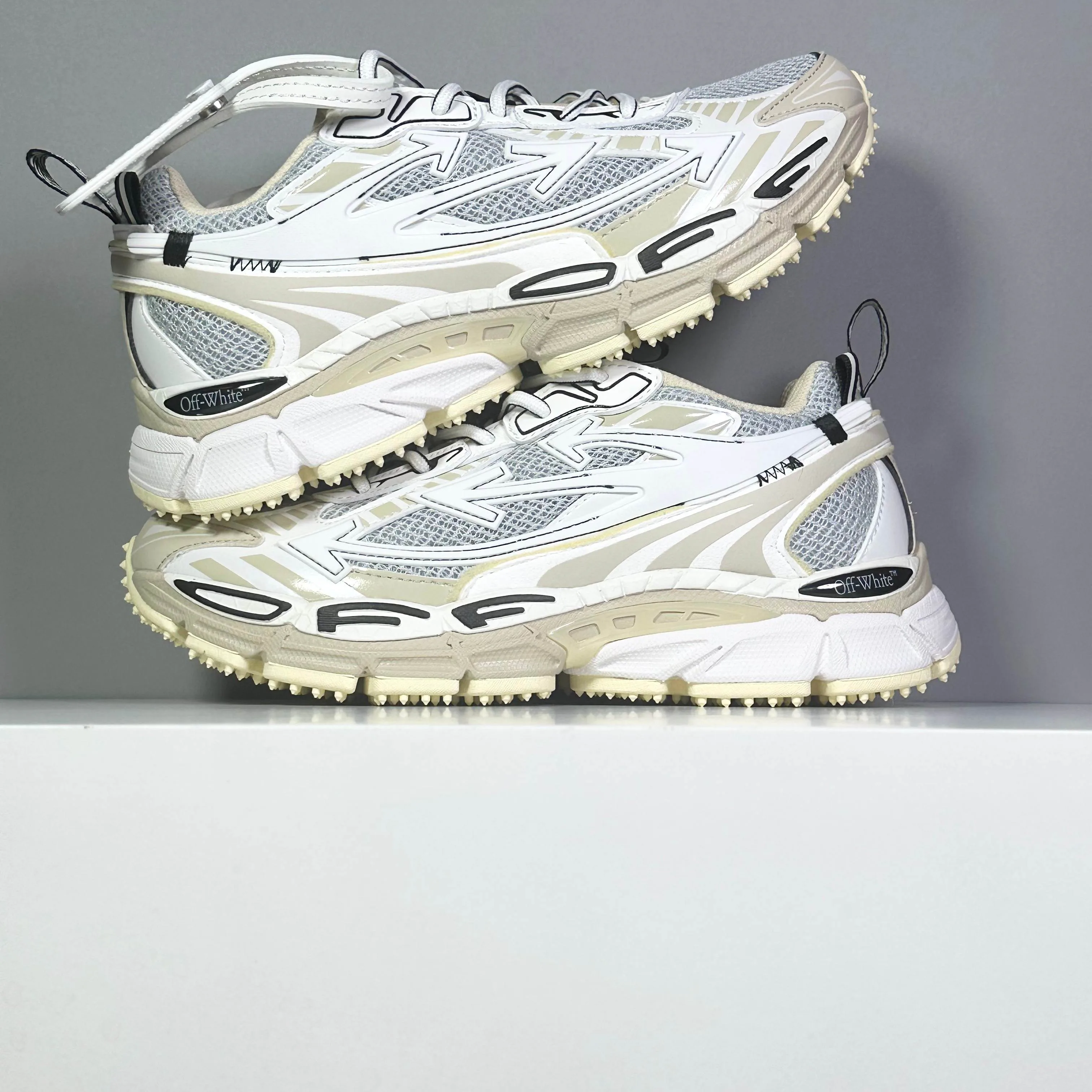 Women's Sneakers OFF-WHITE 18385605