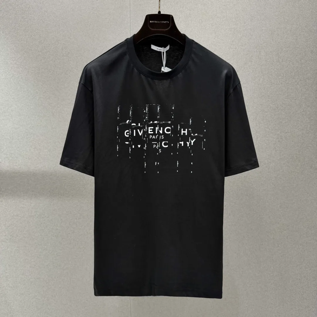Men's T-Shirts GIVENCHY 17677806