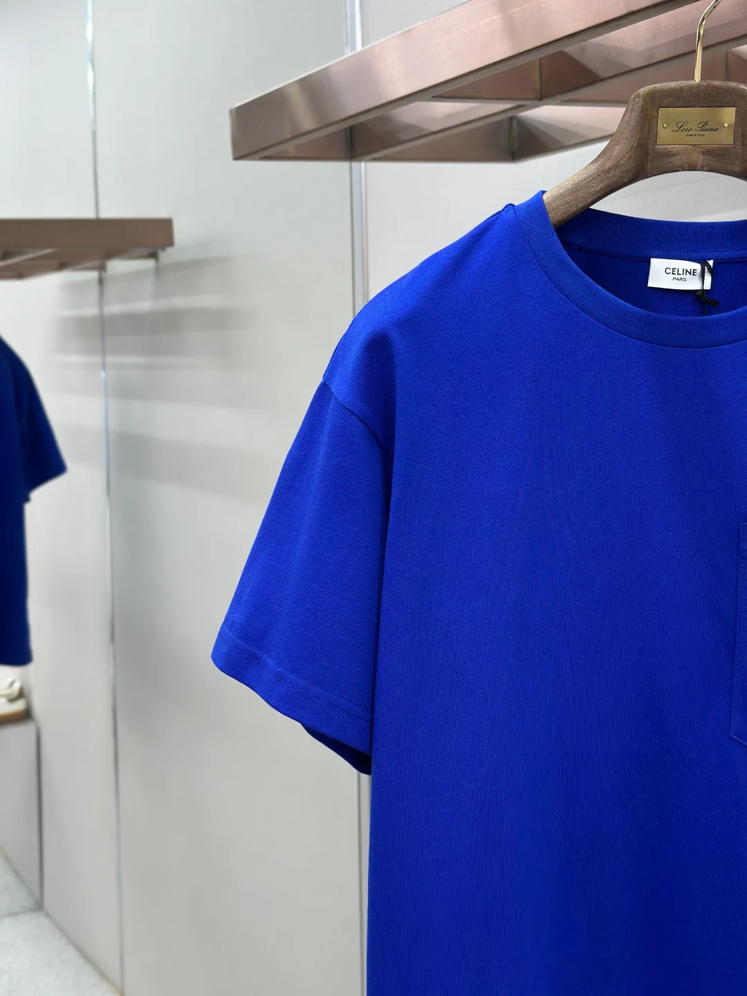 Women's T-Shirts CELINE 18191150
