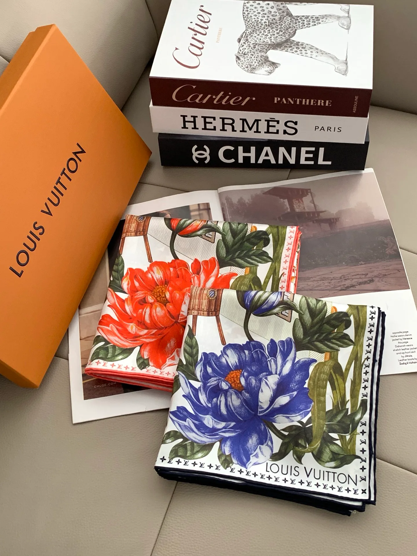 Silk Scarves LOUIS VUITTON 18003249