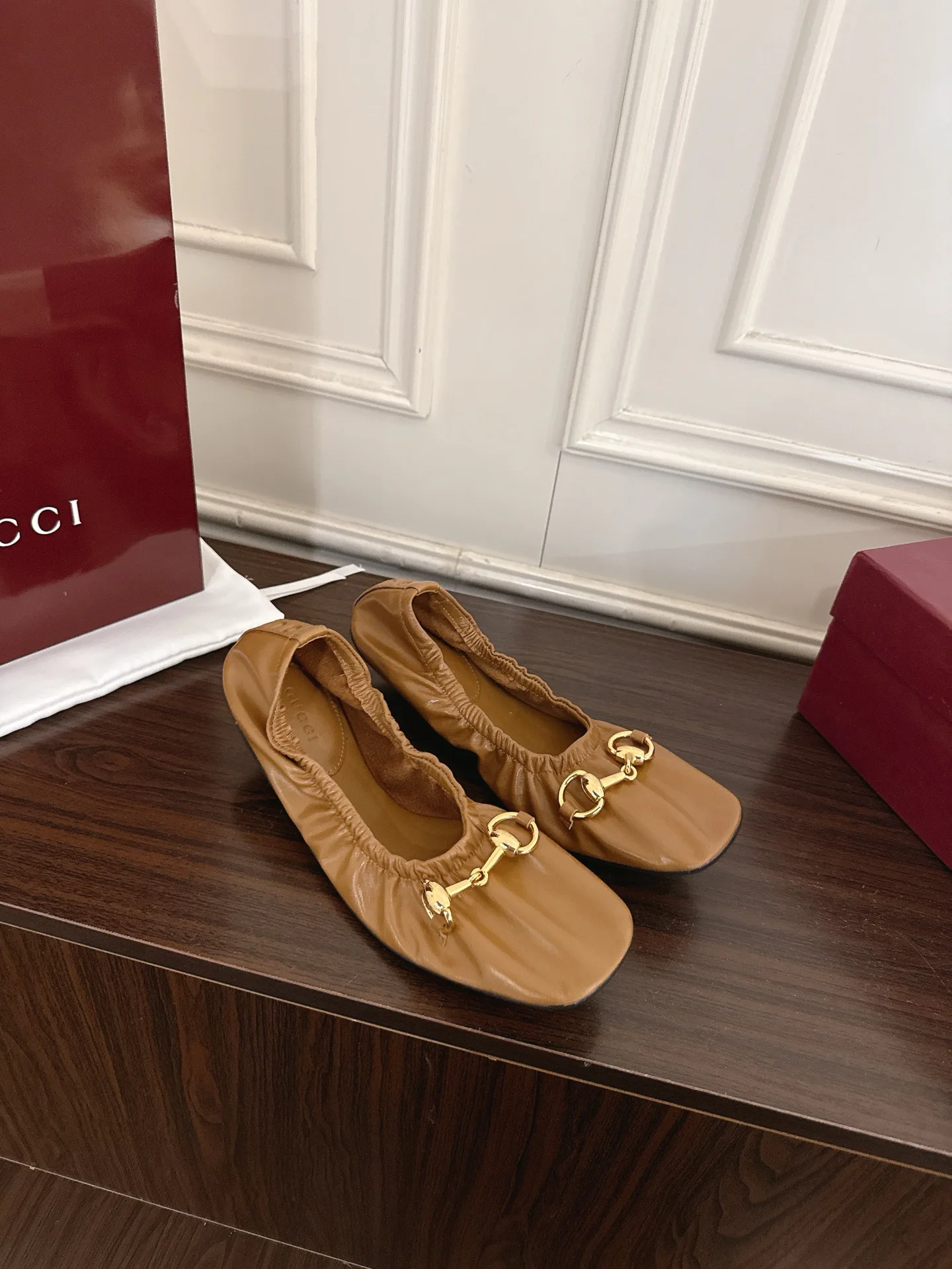 Women's Ballet Flats GUCCI 17801553