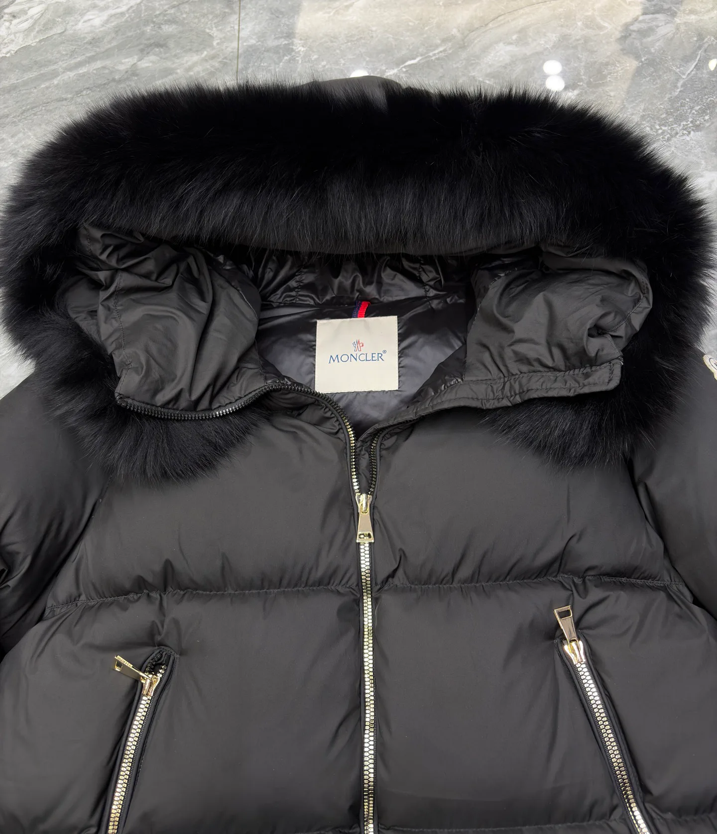 Women's Jackets And Down Jackets MONCLER 17830623