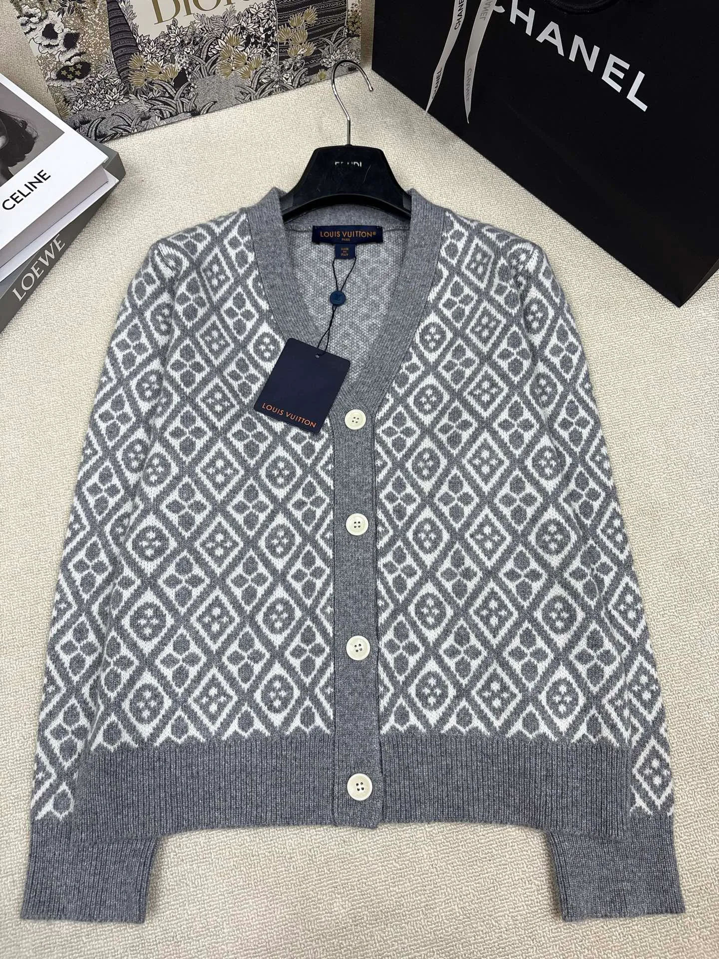 Women's Jumpers And Sweaters LOUIS VUITTON 17429450