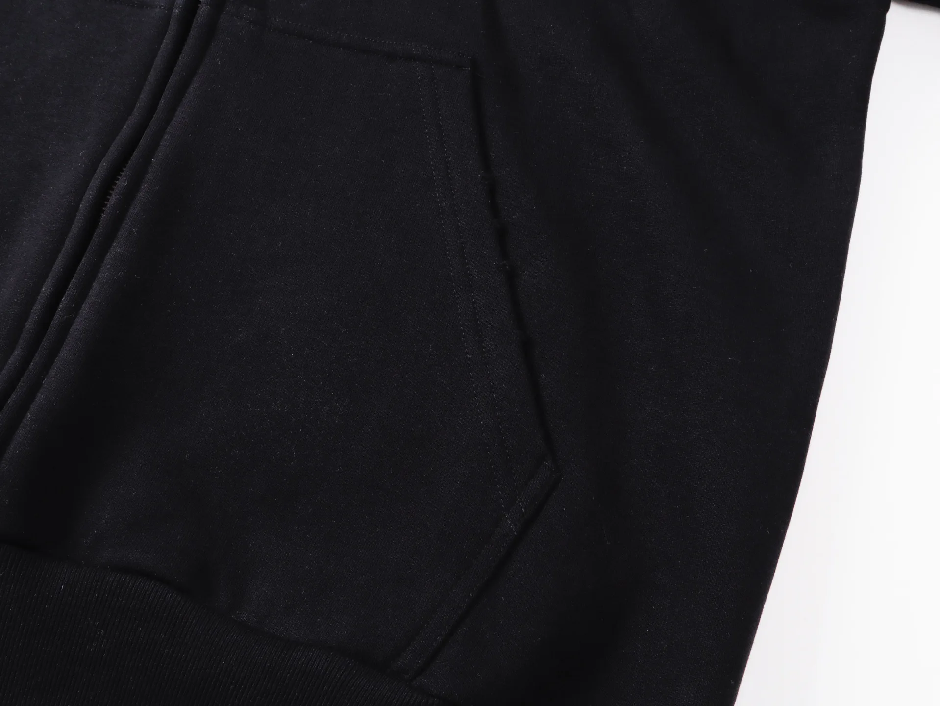 Men's Sweatshirts And Hoodies BALENCIAGA 17974889