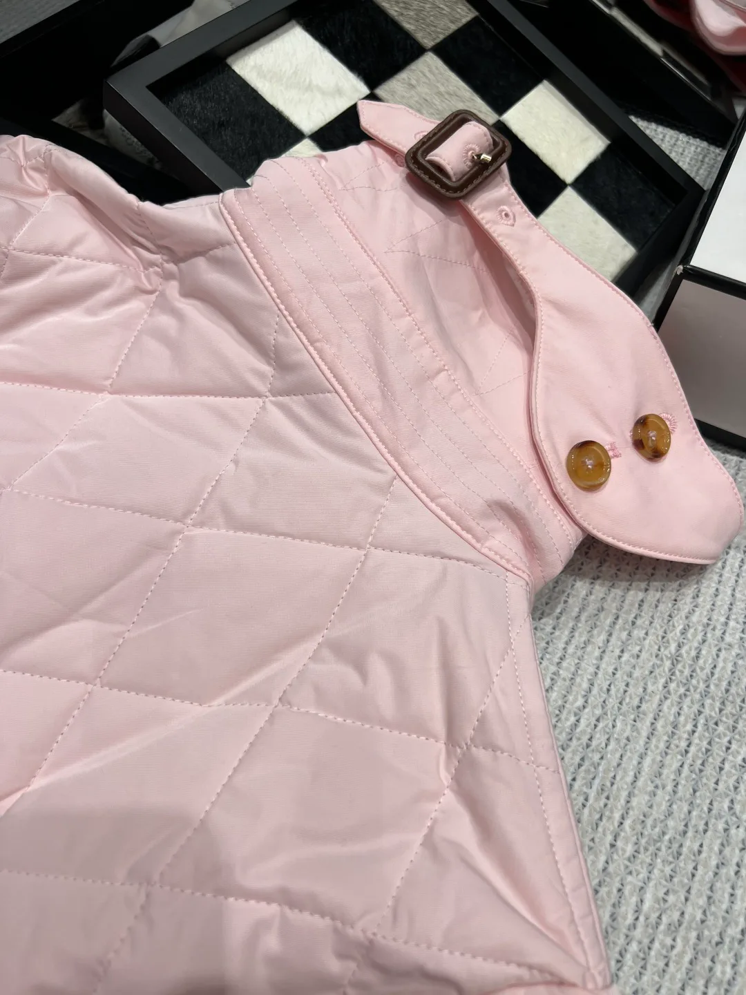 Women's Jackets And Down Jackets BURBERRY 18325774