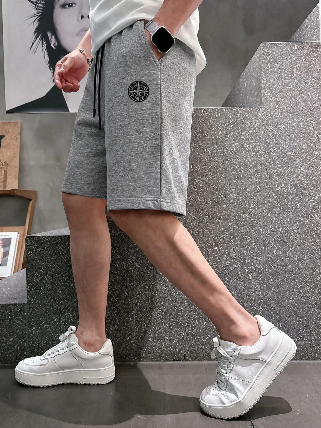 Men's Shorts STONE ISLAND 18246596
