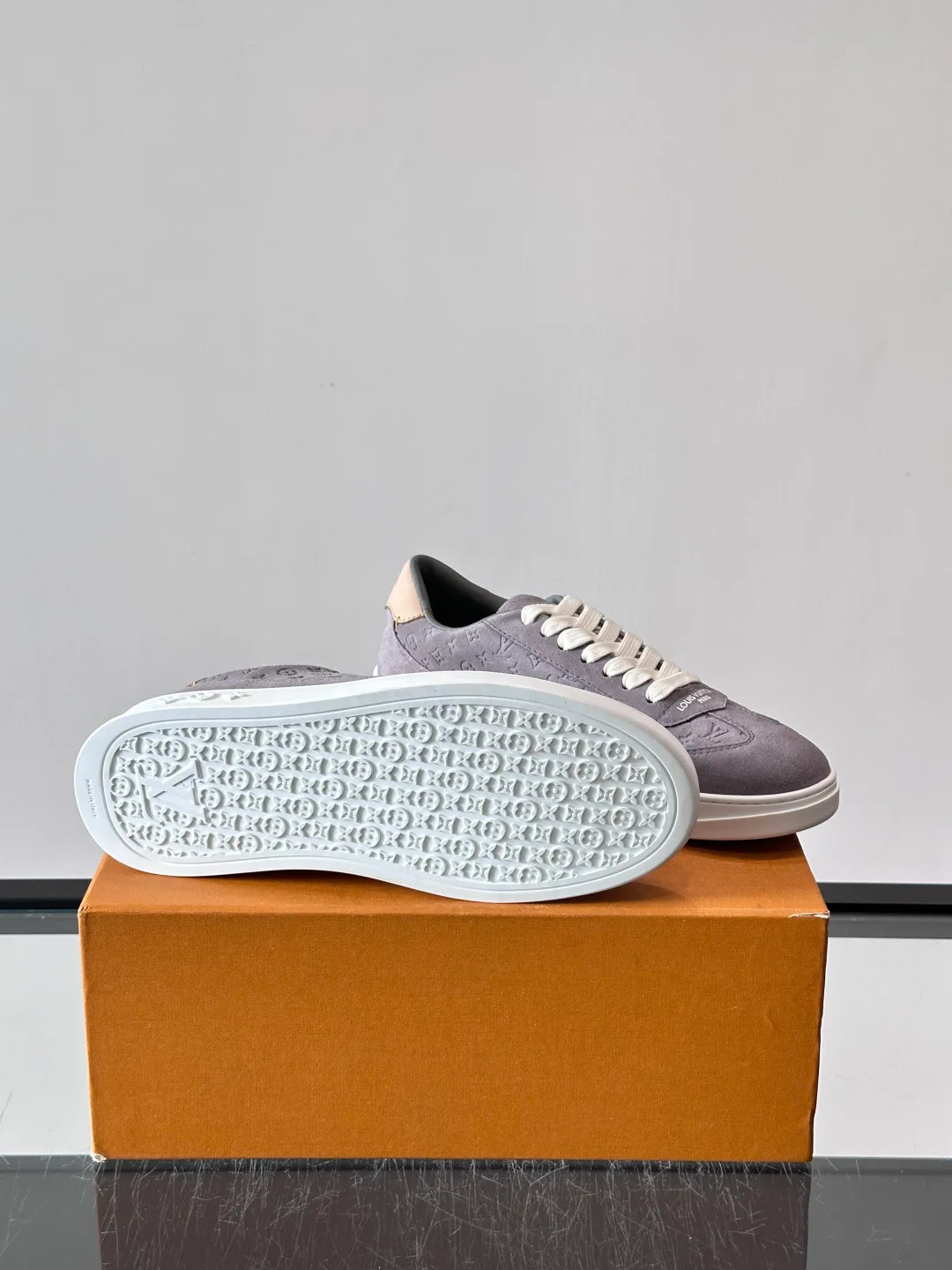 Men's Sneakers LOUIS VUITTON 17961798