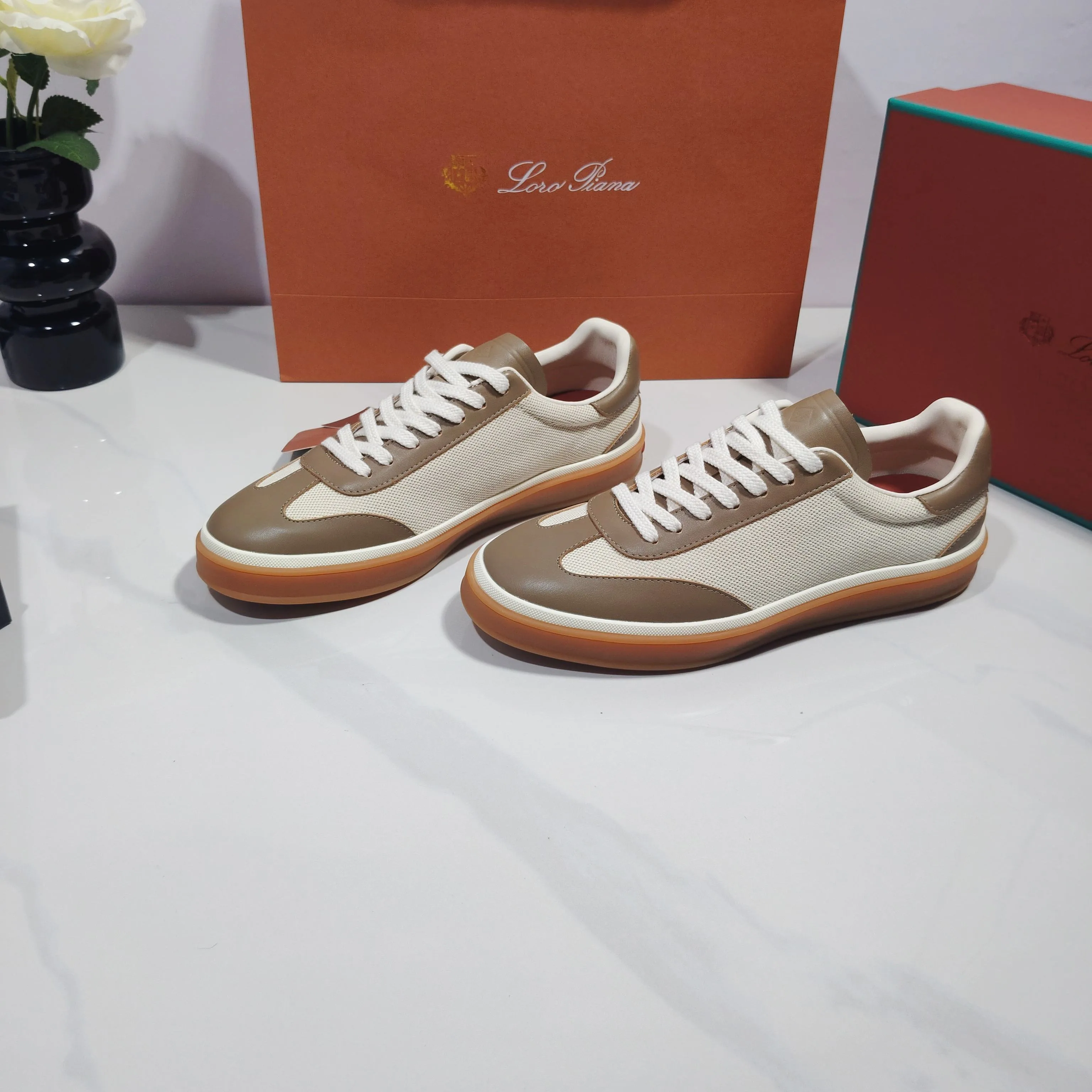 Women's Sneakers LORO PIANA 17961945