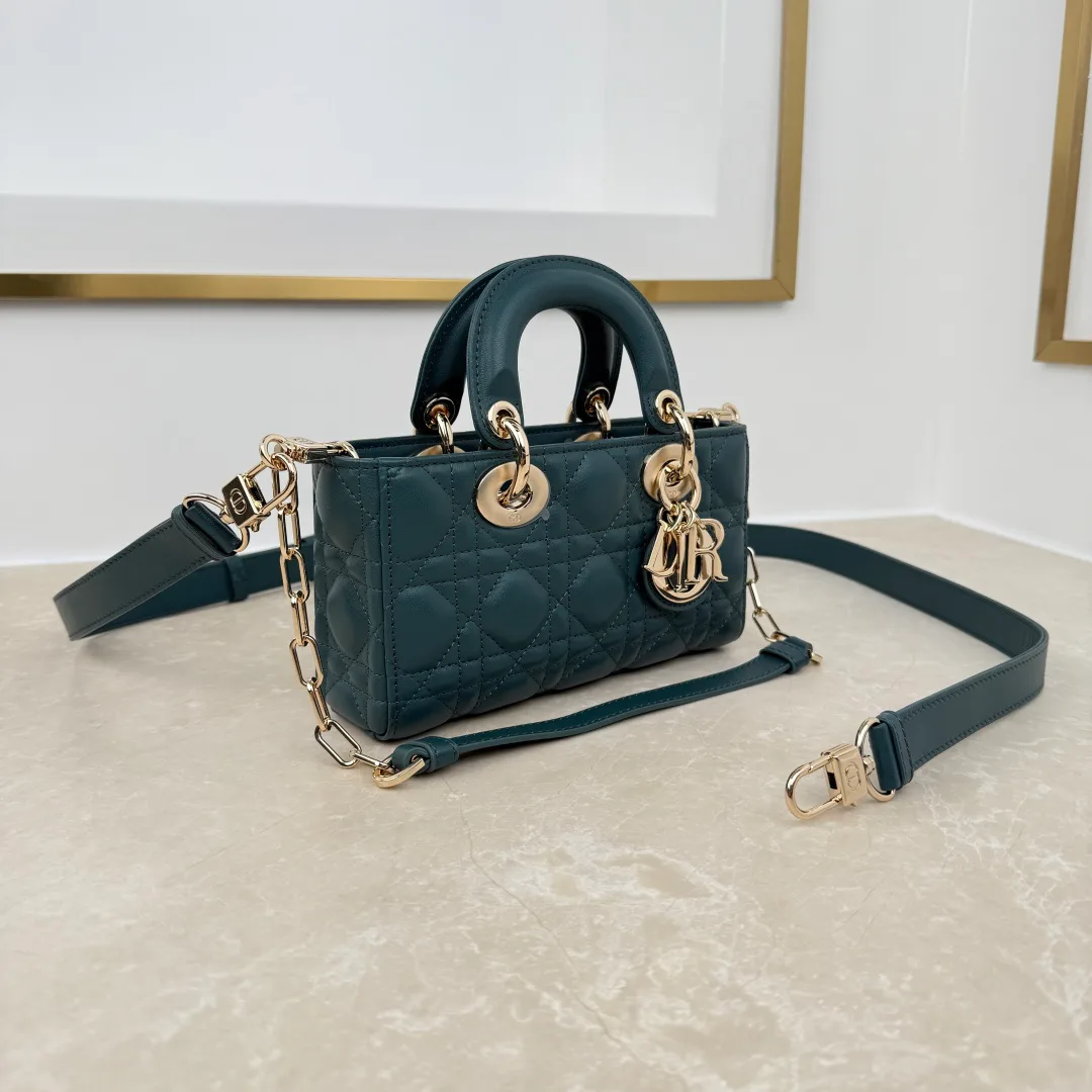 Women's Classic Handbags CHRISTIAN DIOR 18242050