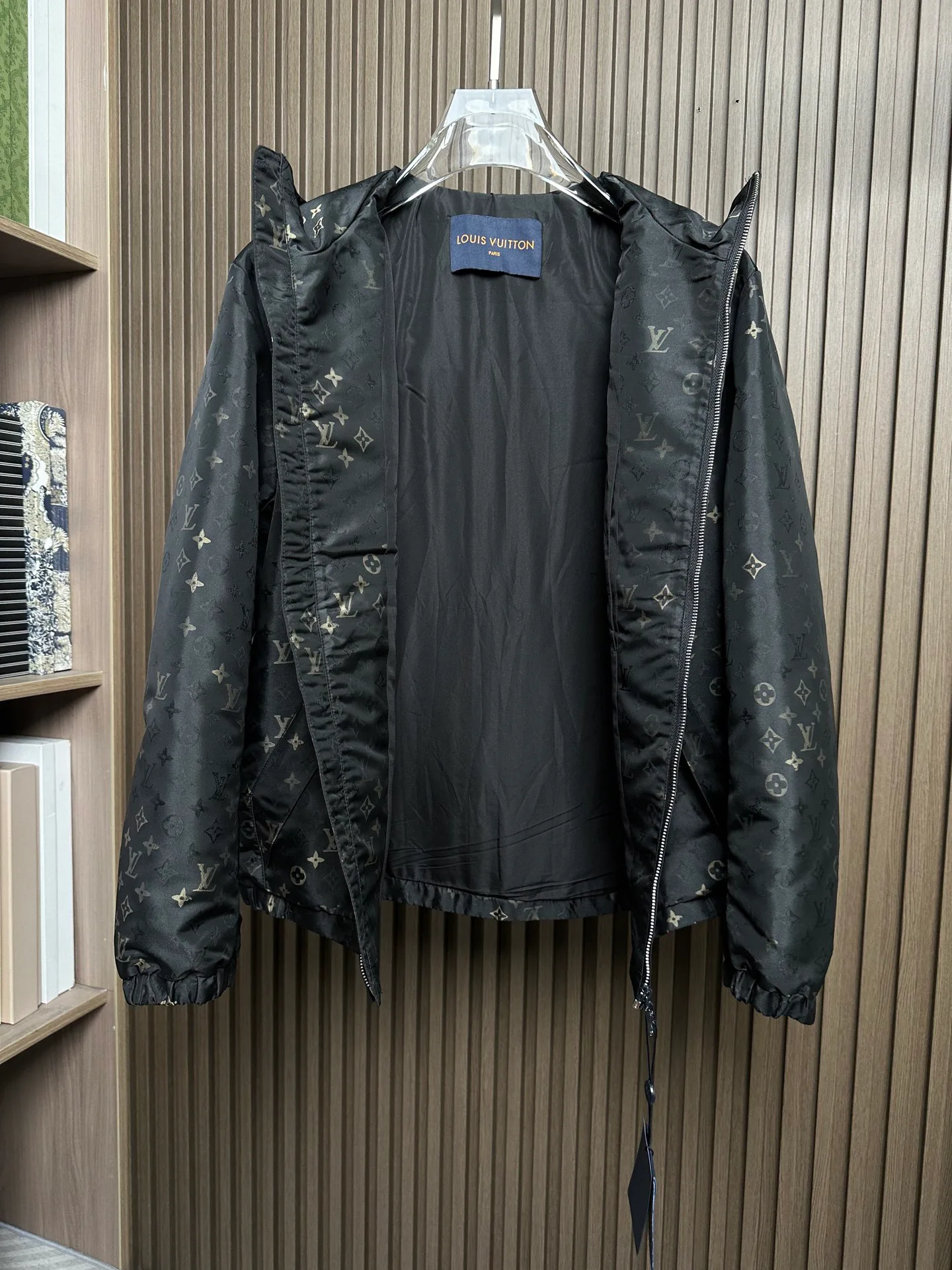 Men's Jackets And Down Jackets LOUIS VUITTON 18109849