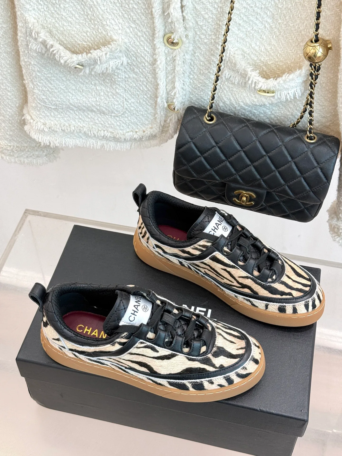 Women's Sneakers CHANEL 17864829