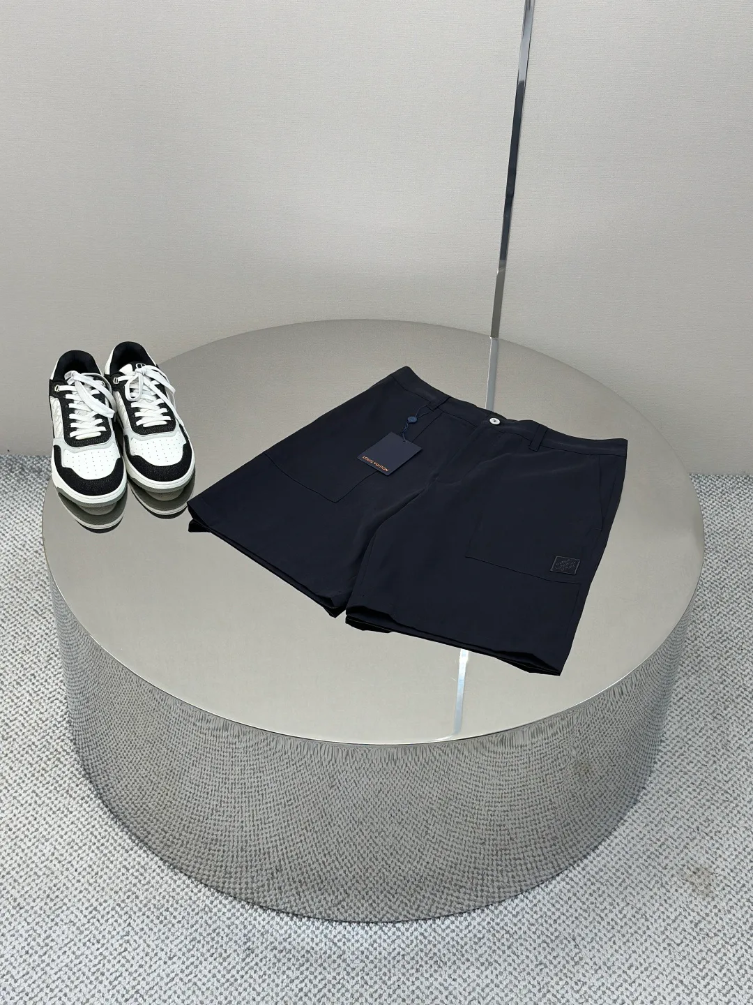 Men's Shorts LOUIS VUITTON 17468319