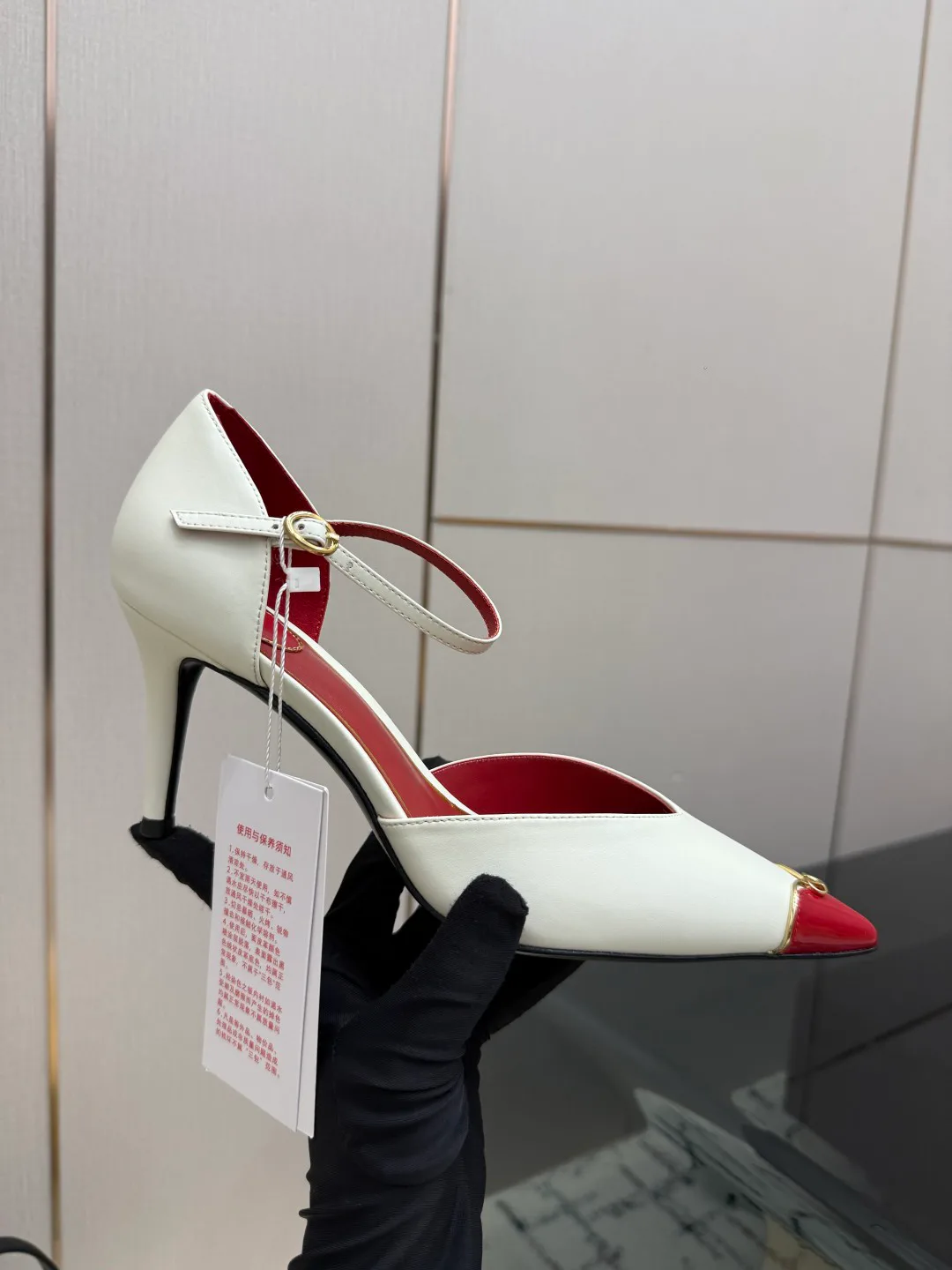 Women's Heels VALENTINO 17937573