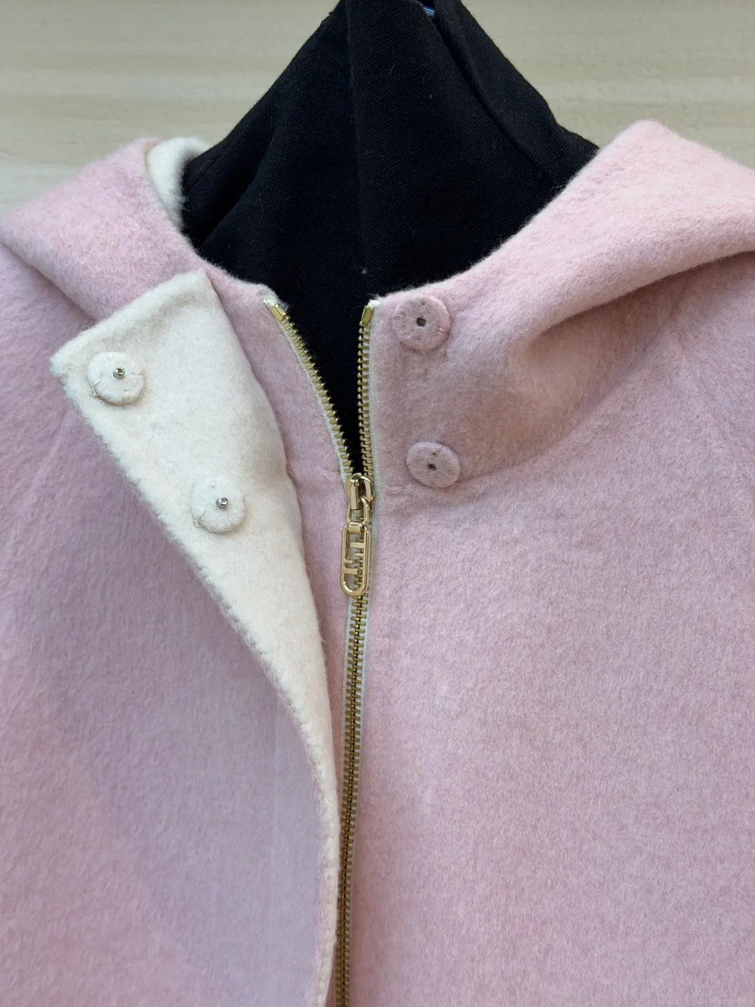 Women's Coats FENDI 17953521
