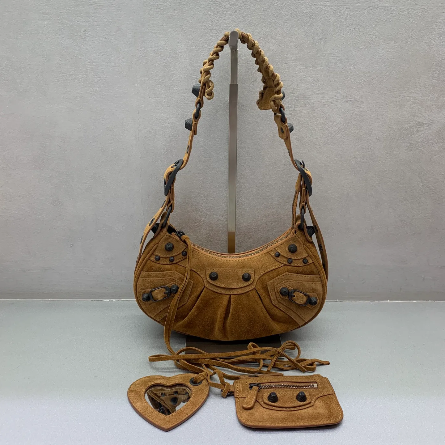 Women's Shoulder Bags BALENCIAGA 18255621