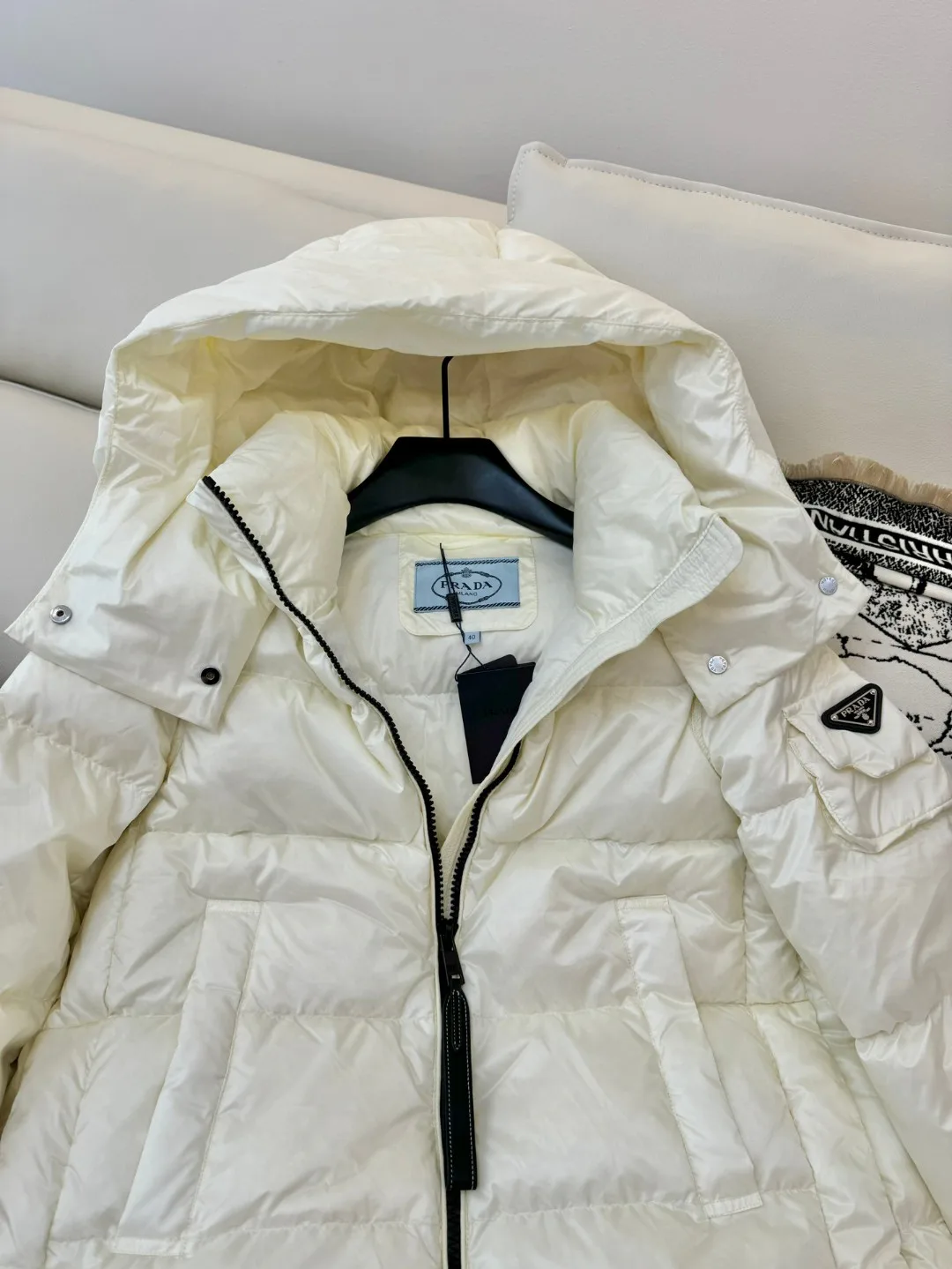 Women's Jackets And Down Jackets PRADA 17910124
